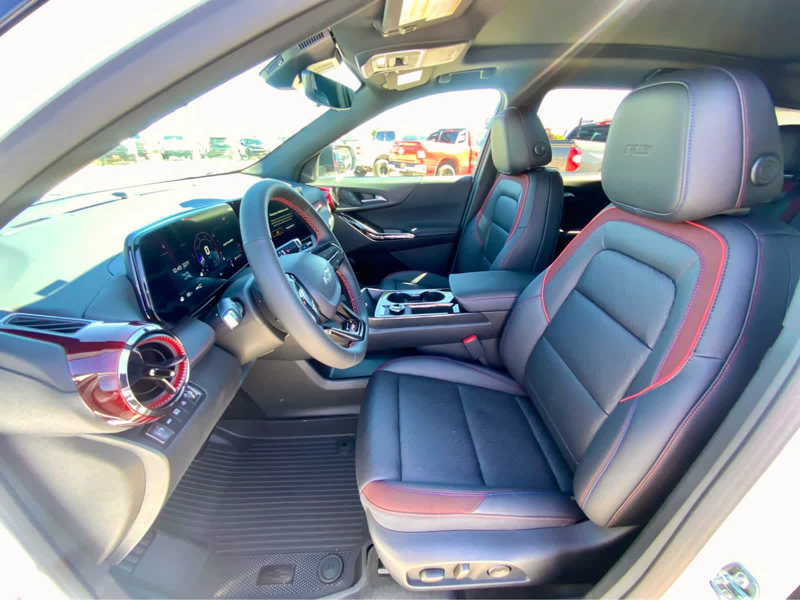 Thumbnail: 2026 Chevrolet Equinox - 22