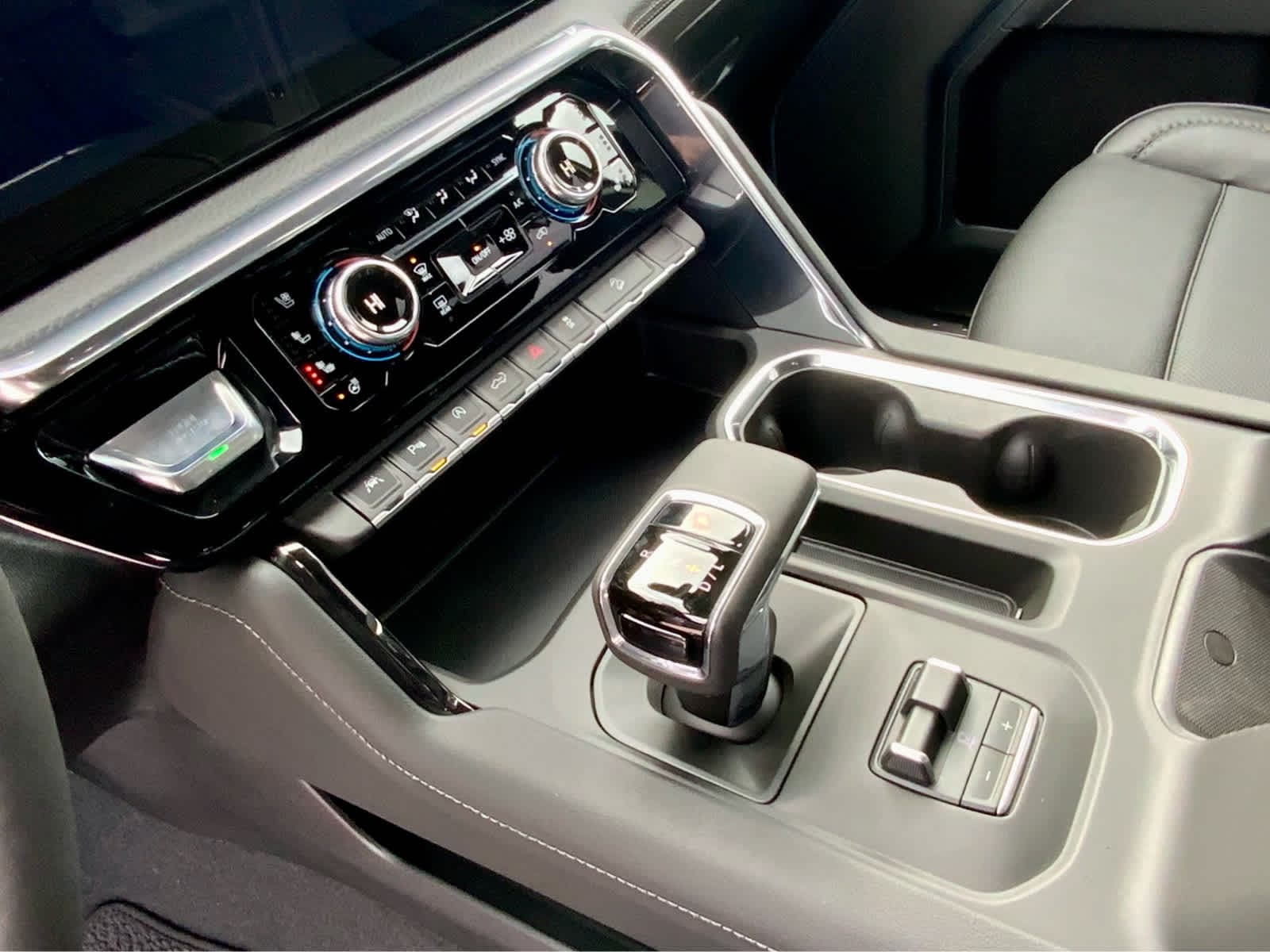 Thumbnail: 2026 GMC Sierra 1500 - 50