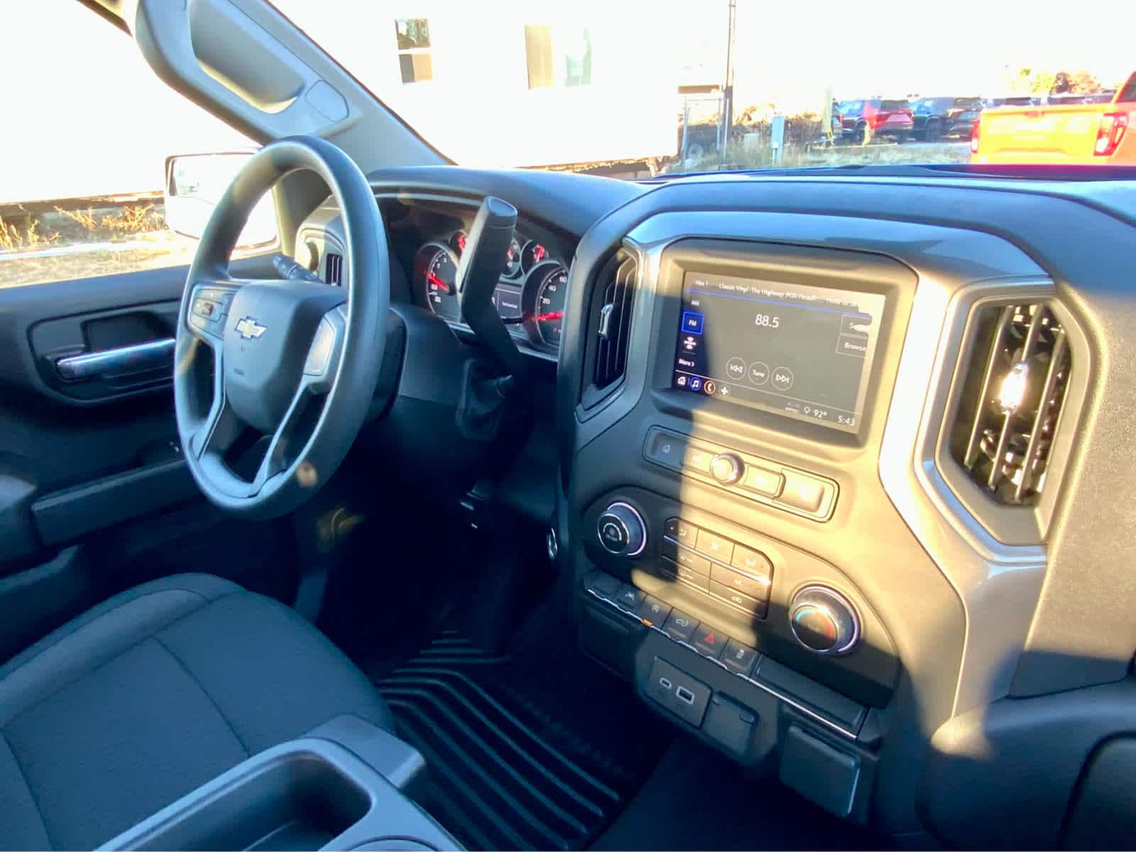 Thumbnail: 2026 Chevrolet Silverado 1500 - 46