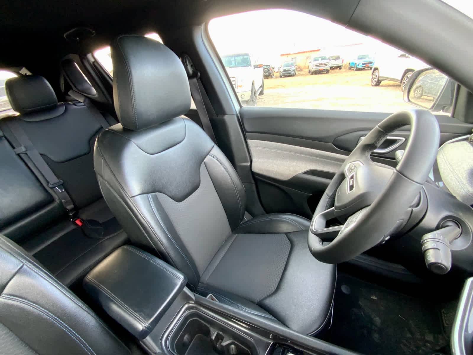 Thumbnail: 2024 Jeep Compass - 24