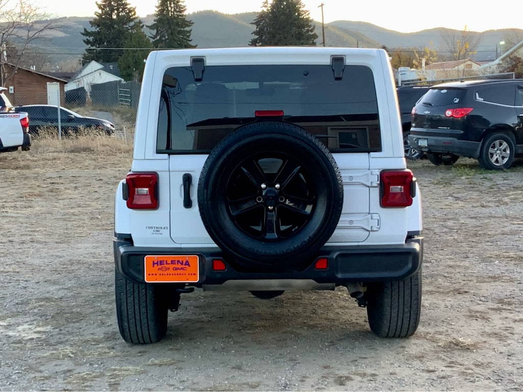 Used 2021 Jeep Wrangler Unlimited Sahara Altitude SUV