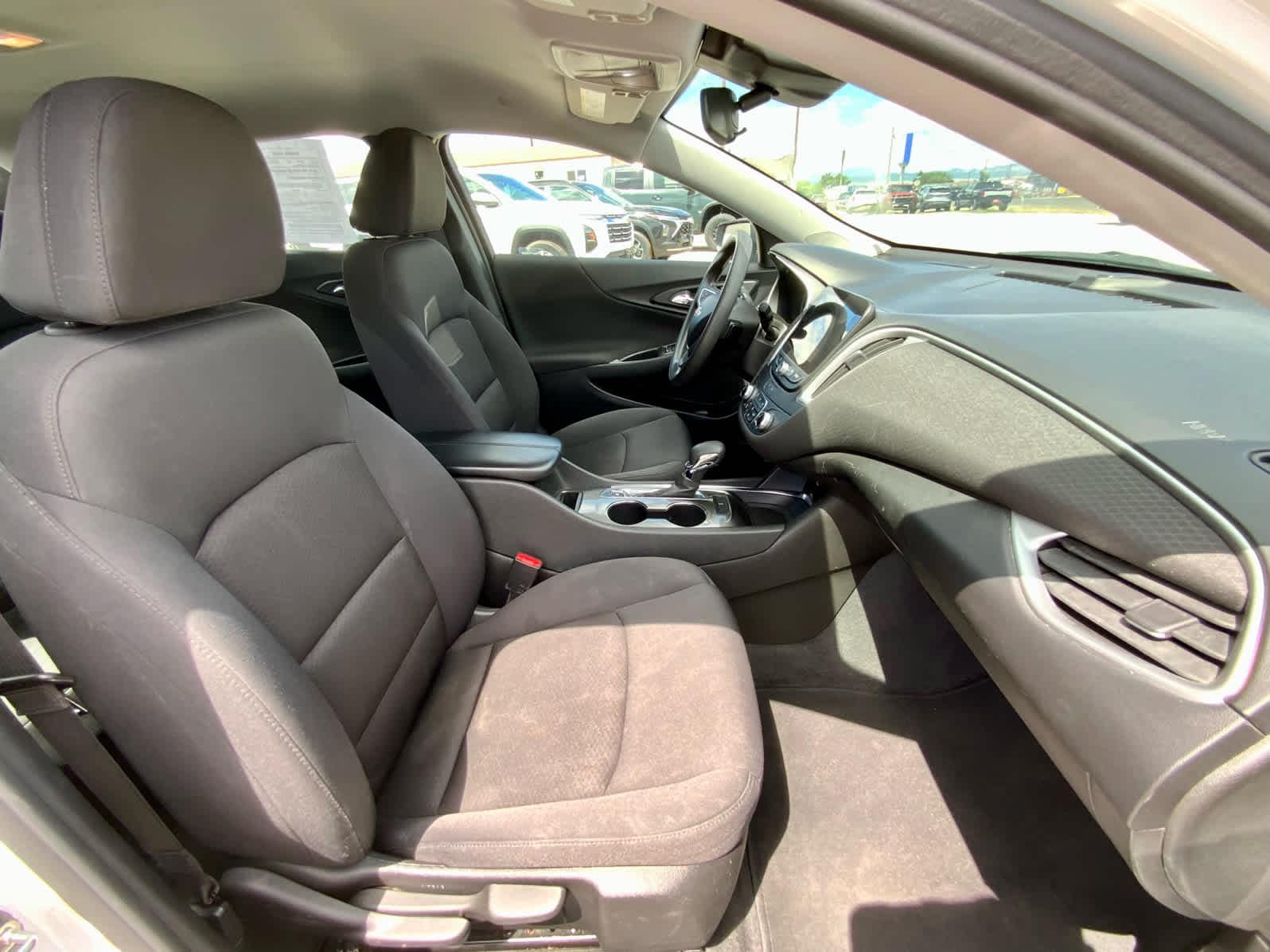 Thumbnail: 2023 Chevrolet Malibu - 24