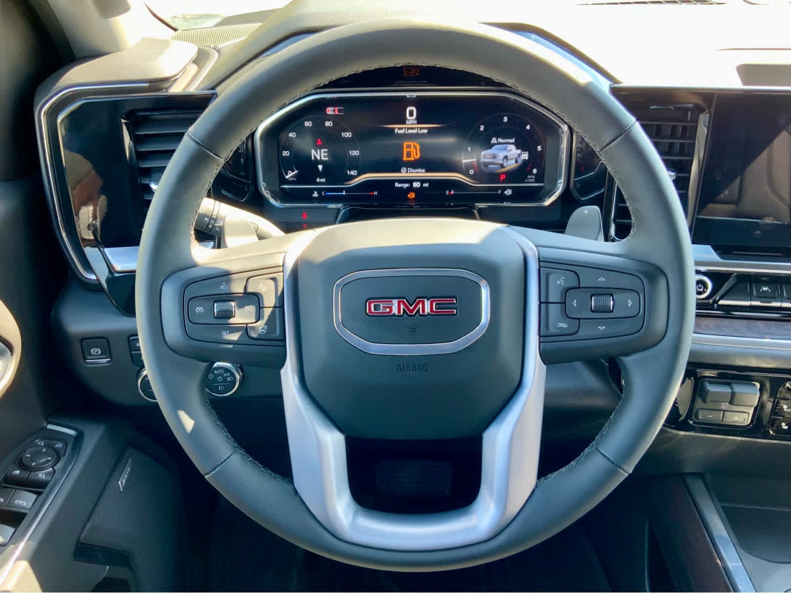 2025 GMC Sierra 1500 SLT 44