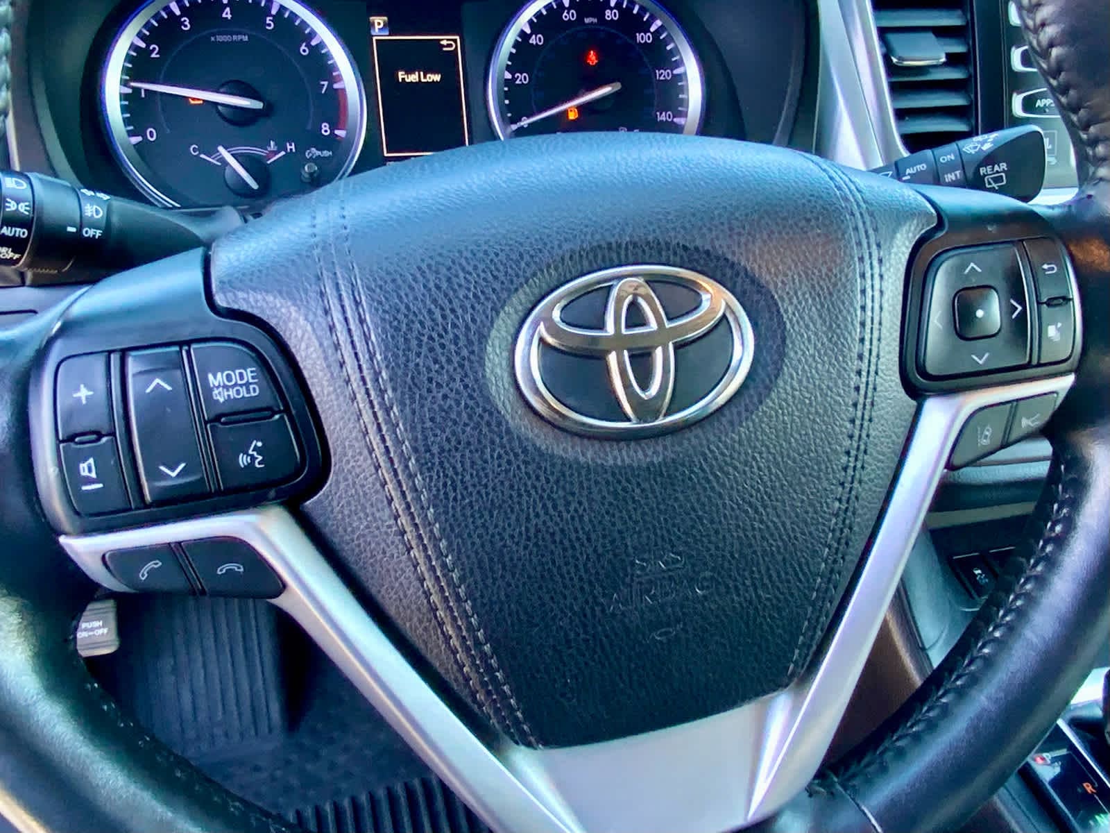 Thumbnail: 2018 Toyota Highlander - 44