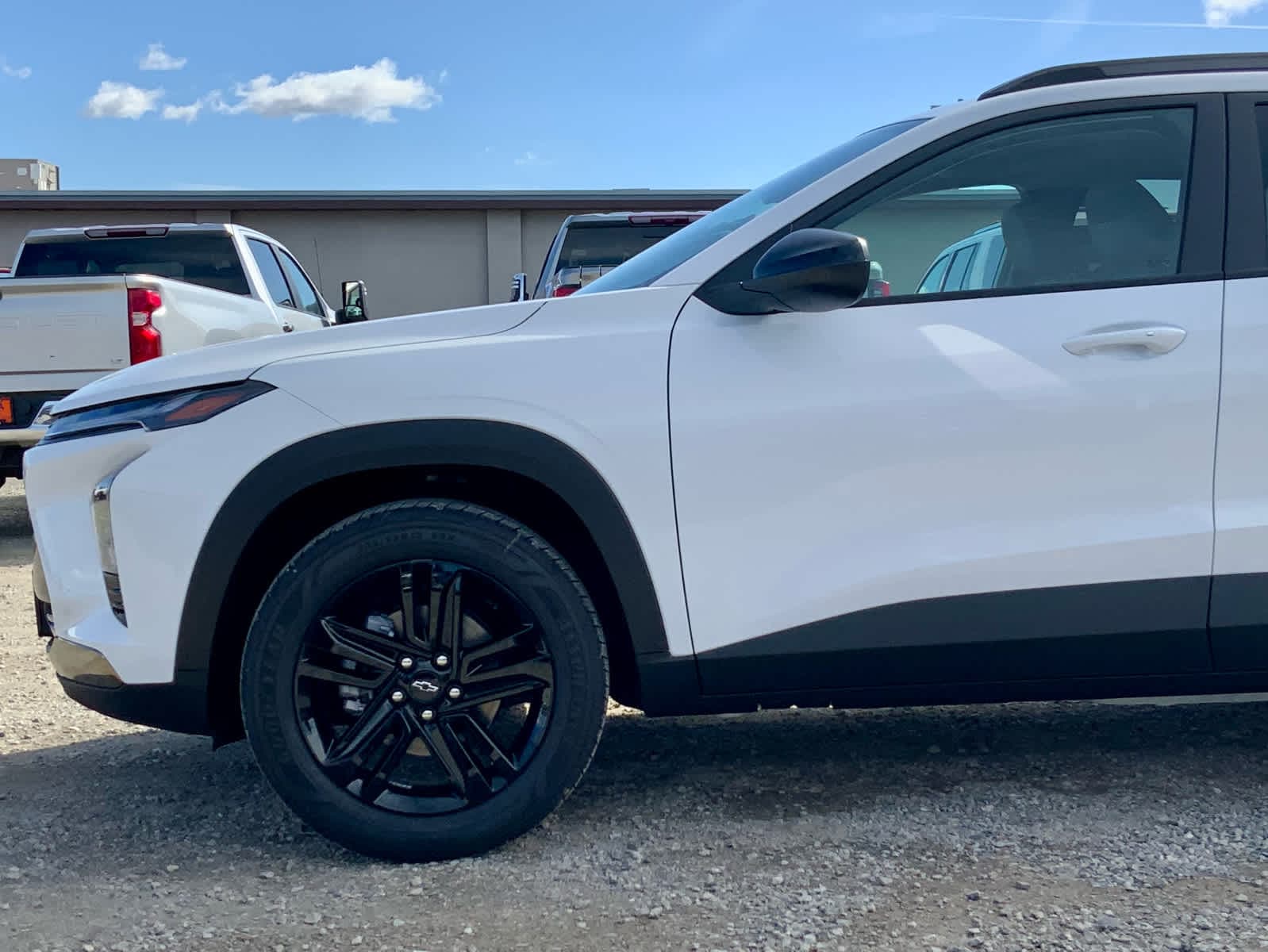 Thumbnail: 2026 Chevrolet Trax - 10