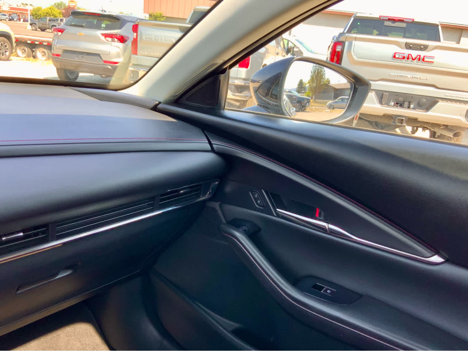 Thumbnail: 2024 Mazda CX-30 - 38