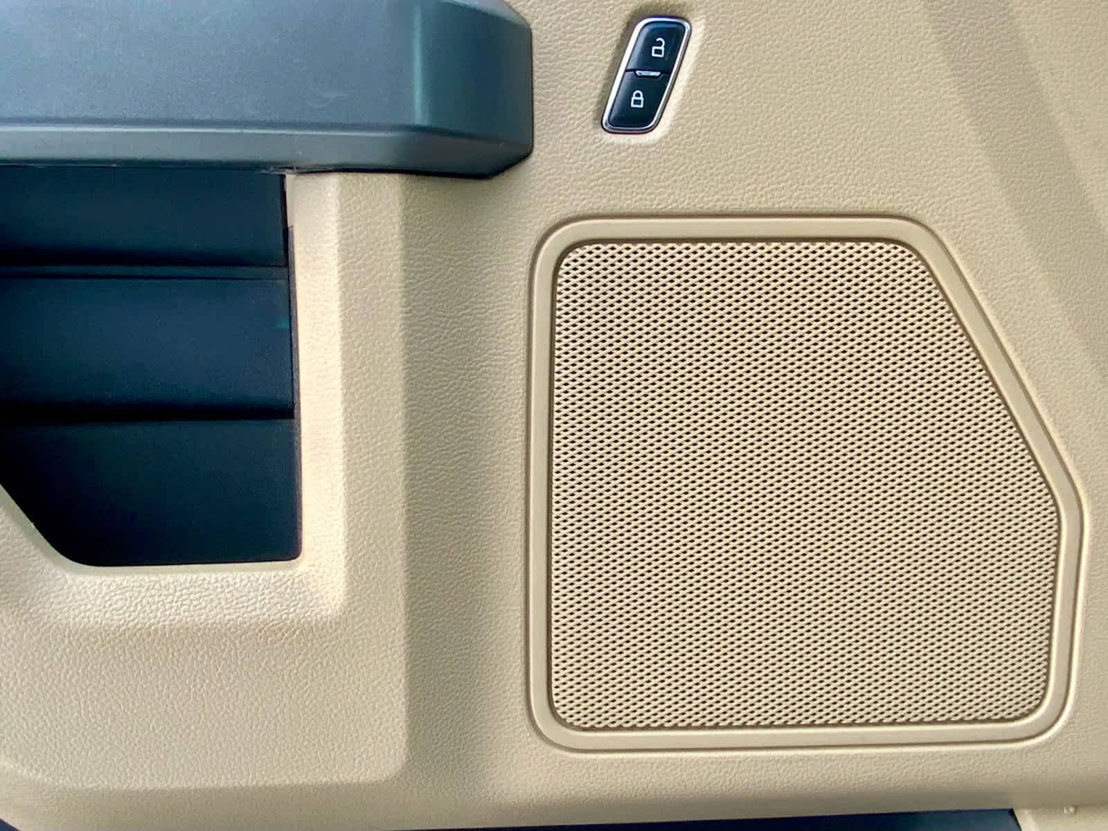 Thumbnail: 2015 Ford F-150 - 47