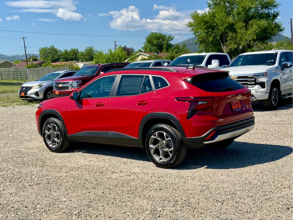 New 2026 Chevrolet Trax LT SUV