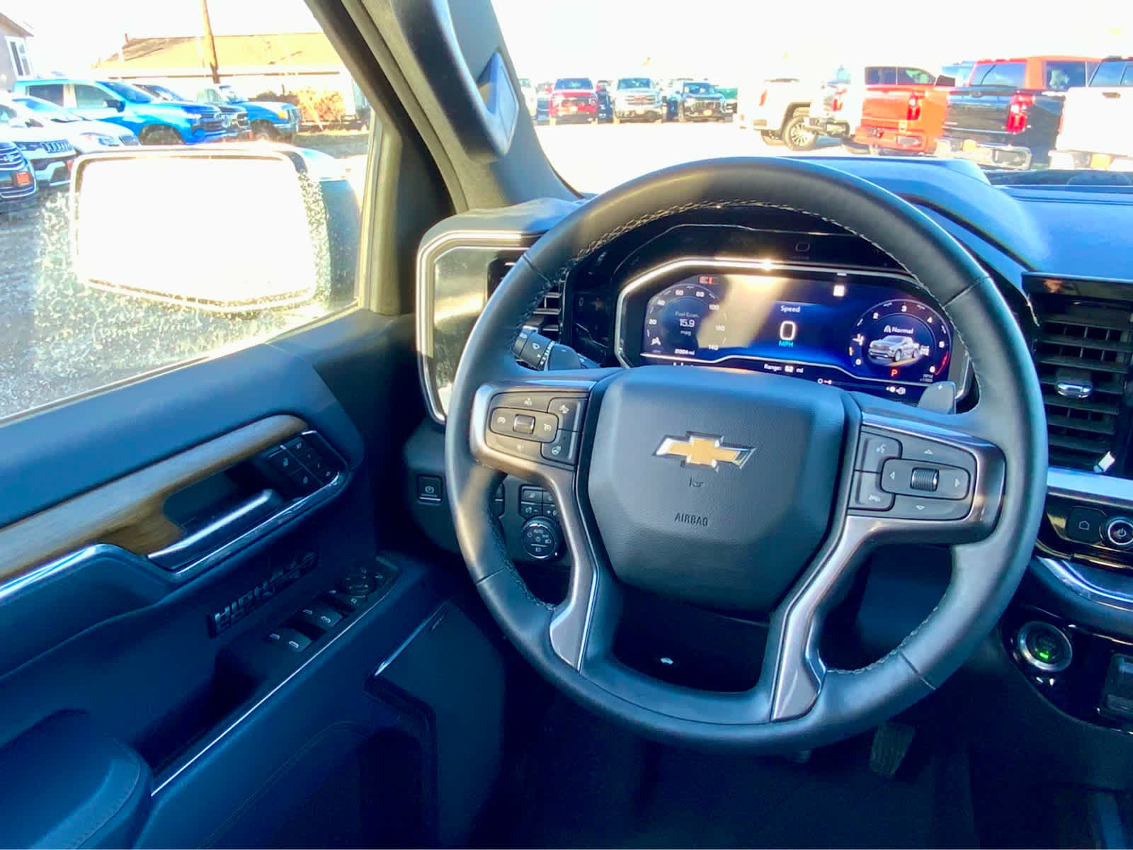 Thumbnail: 2024 Chevrolet Silverado 1500 - 40