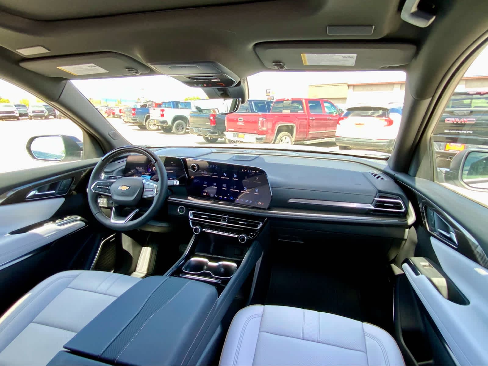 Thumbnail: 2026 Chevrolet Traverse - 34