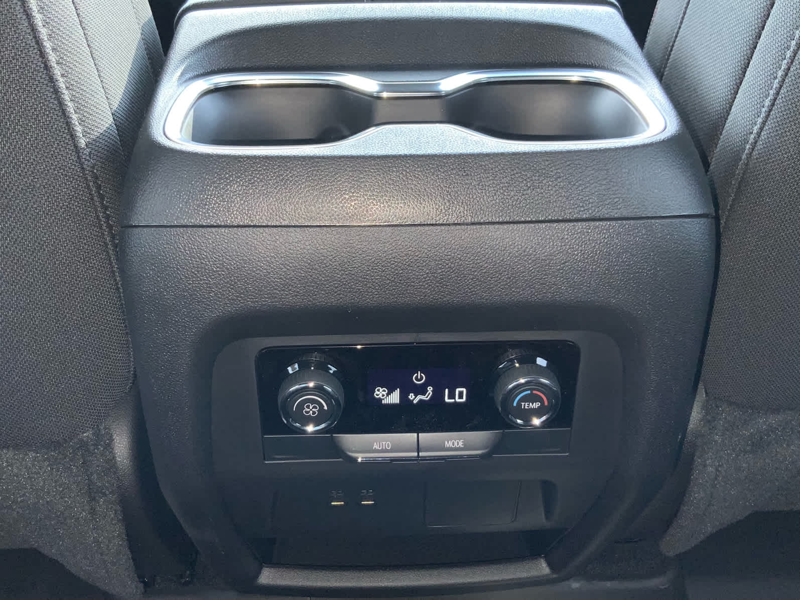 Thumbnail: 2026 Chevrolet Traverse - 49