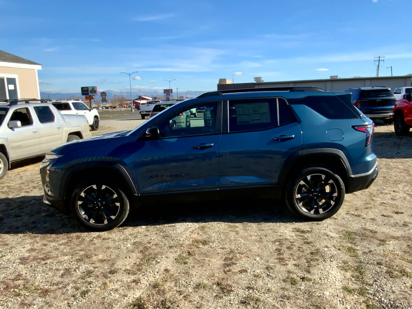 Thumbnail: 2026 Chevrolet Equinox - 2