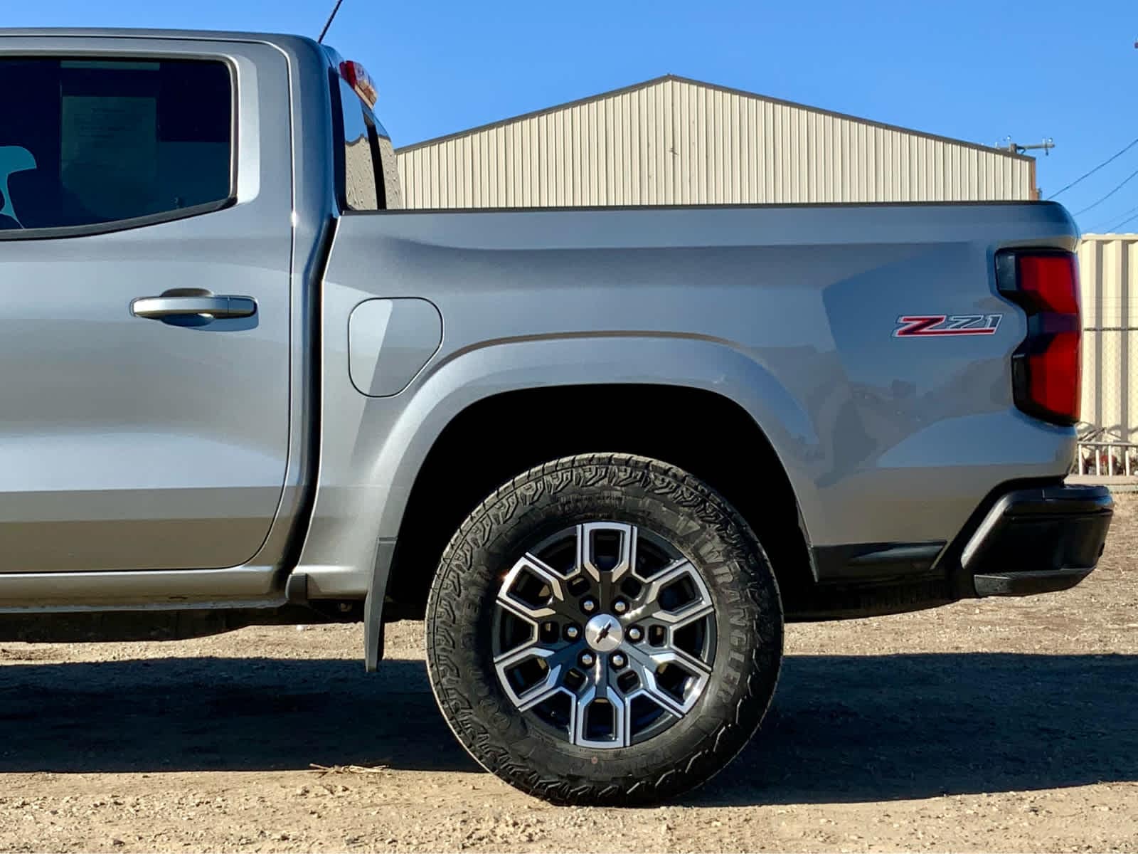 Thumbnail: 2024 Chevrolet Colorado - 12