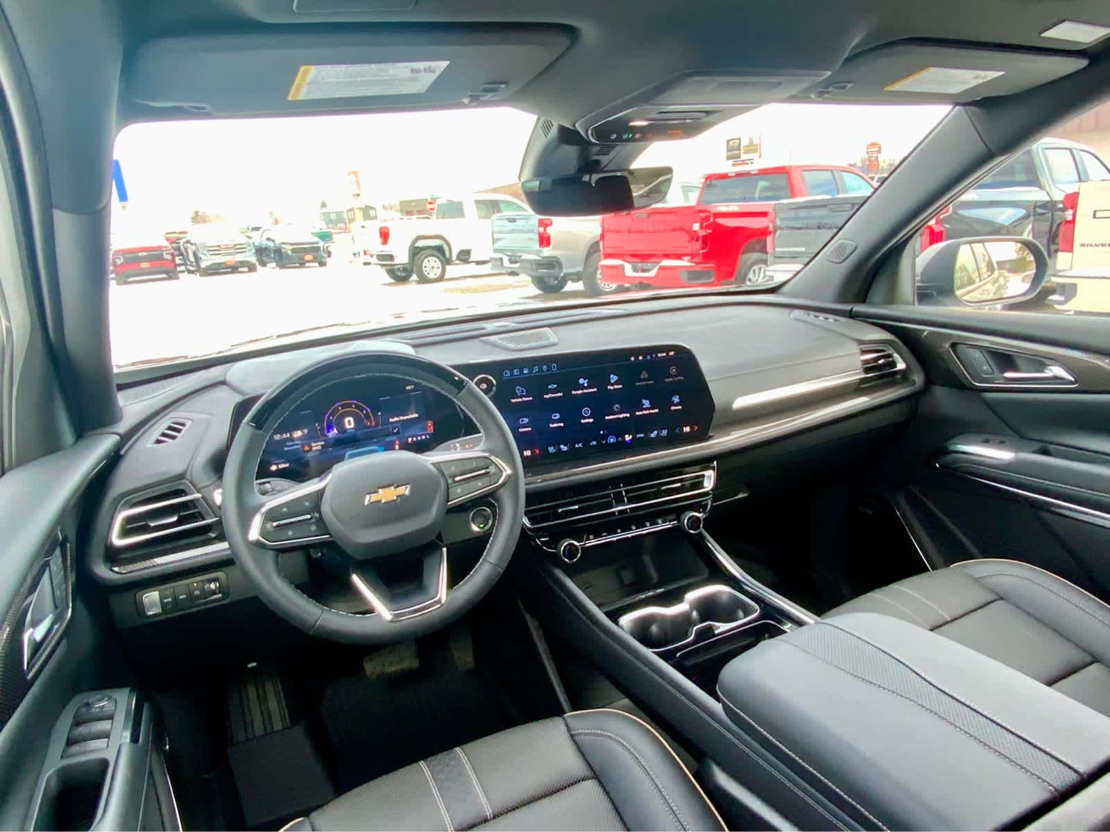 Thumbnail: 2026 Chevrolet Traverse - 40