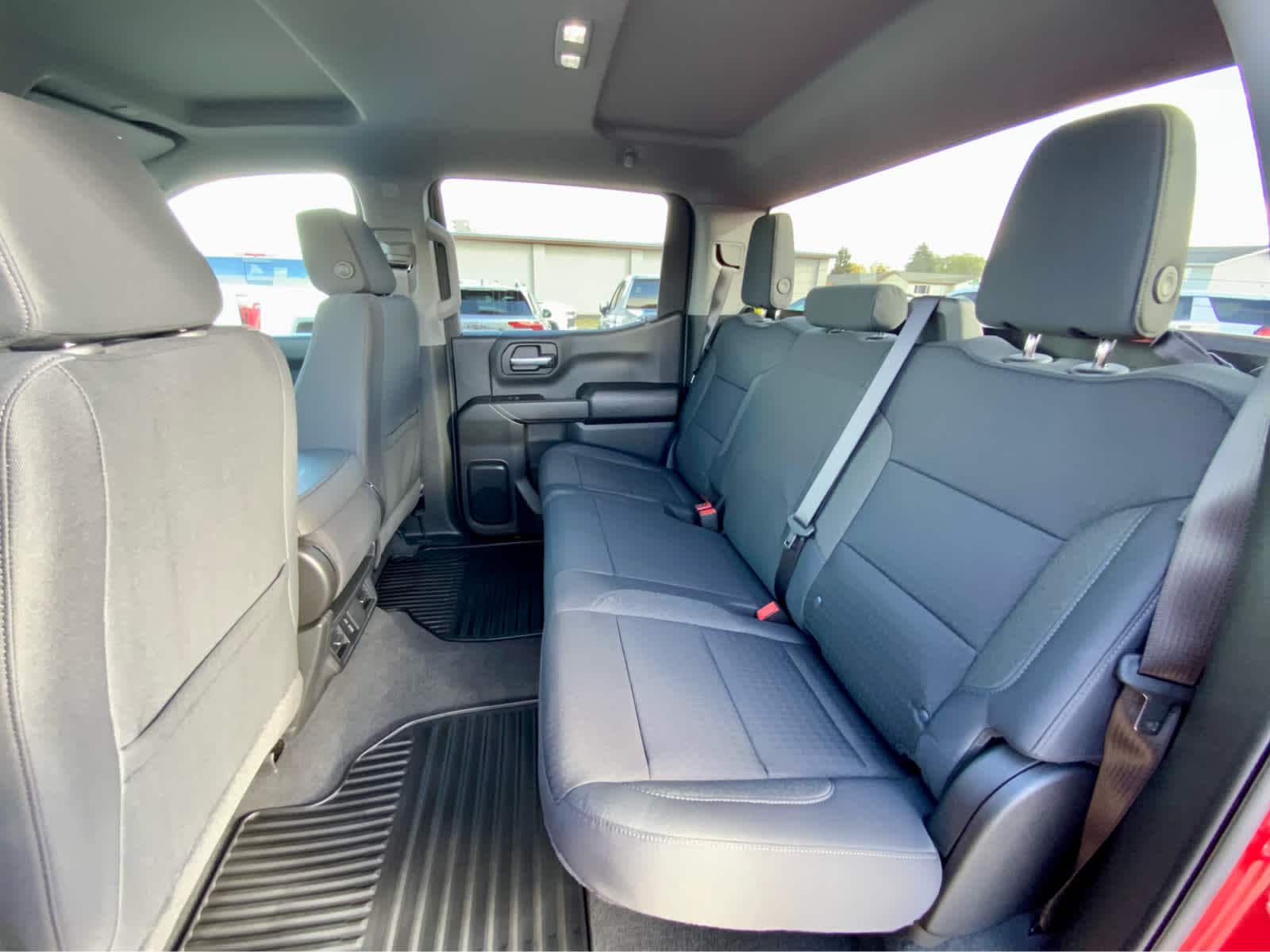 Thumbnail: 2026 Chevrolet Silverado 1500 - 31