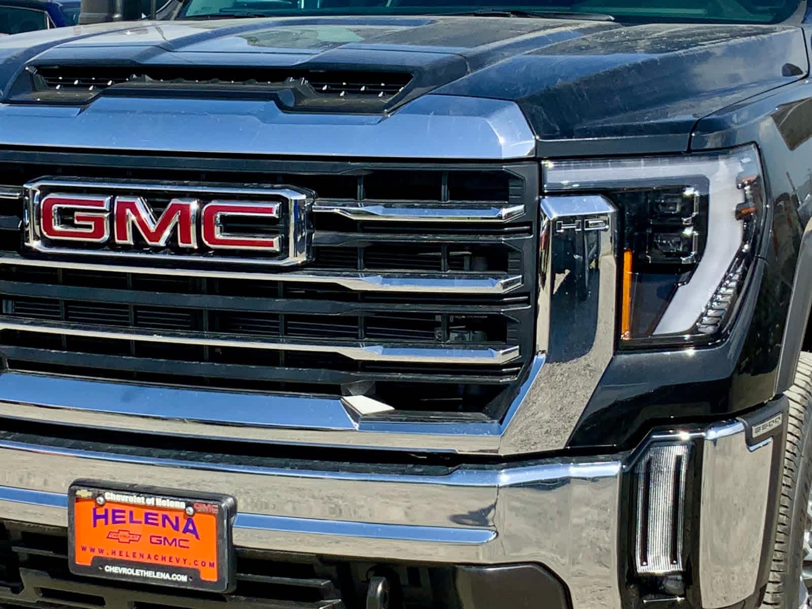 Thumbnail: 2026 GMC Sierra 3500 - 13