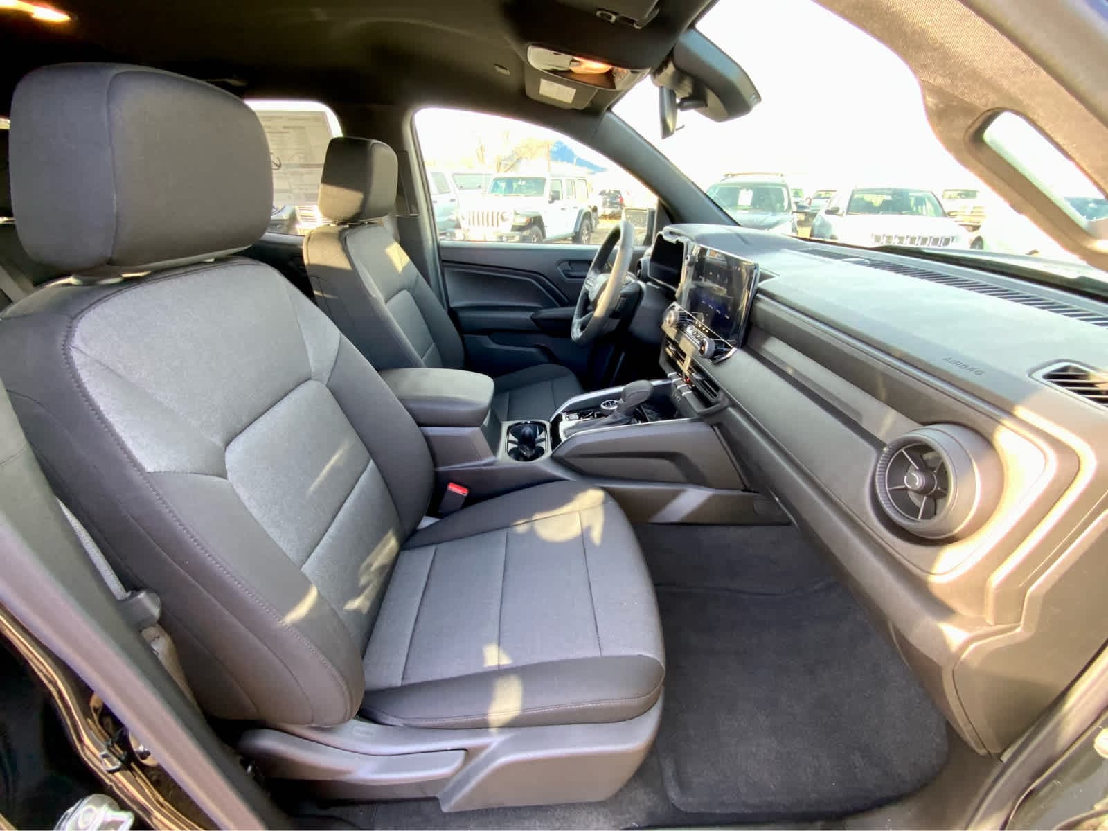 Thumbnail: 2026 Chevrolet Colorado - 22