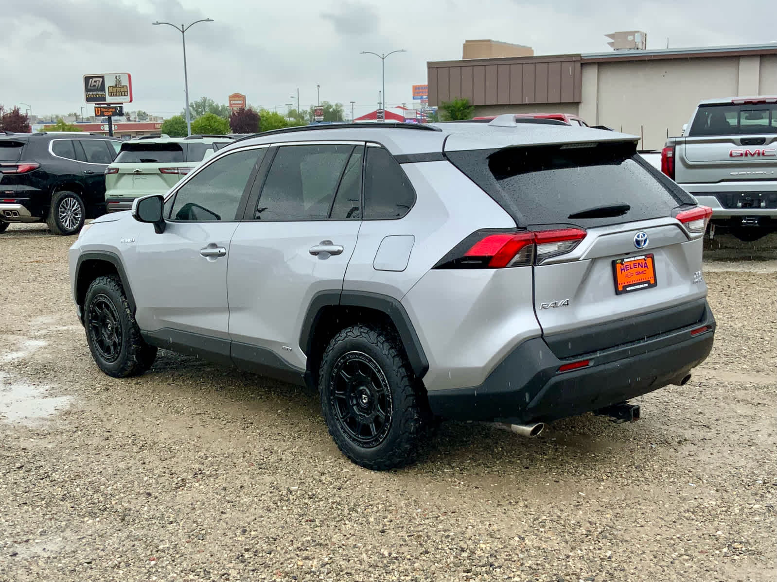 Thumbnail: 2020 Toyota RAV4 - 3