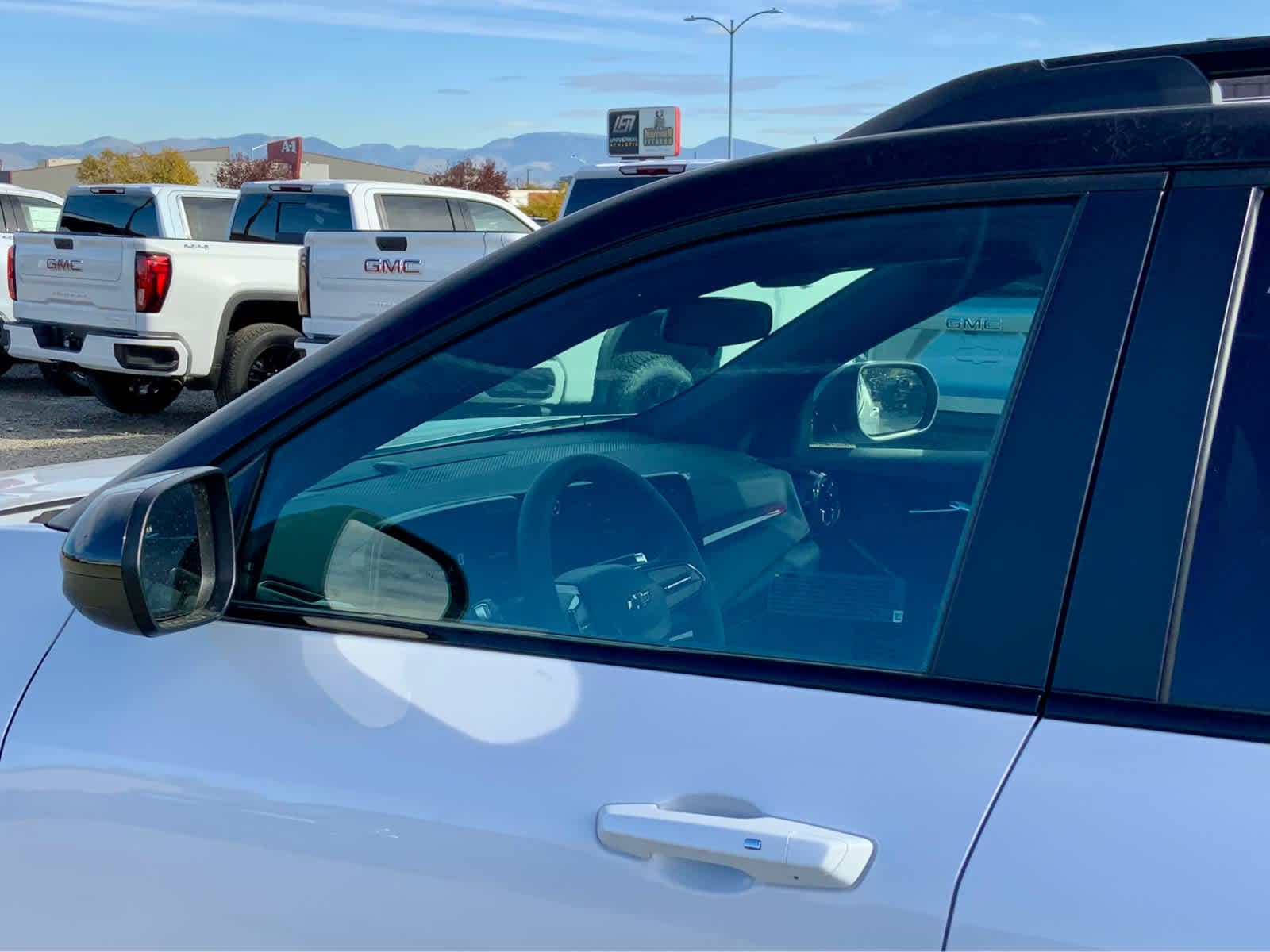 Thumbnail: 2026 Chevrolet Equinox - 14