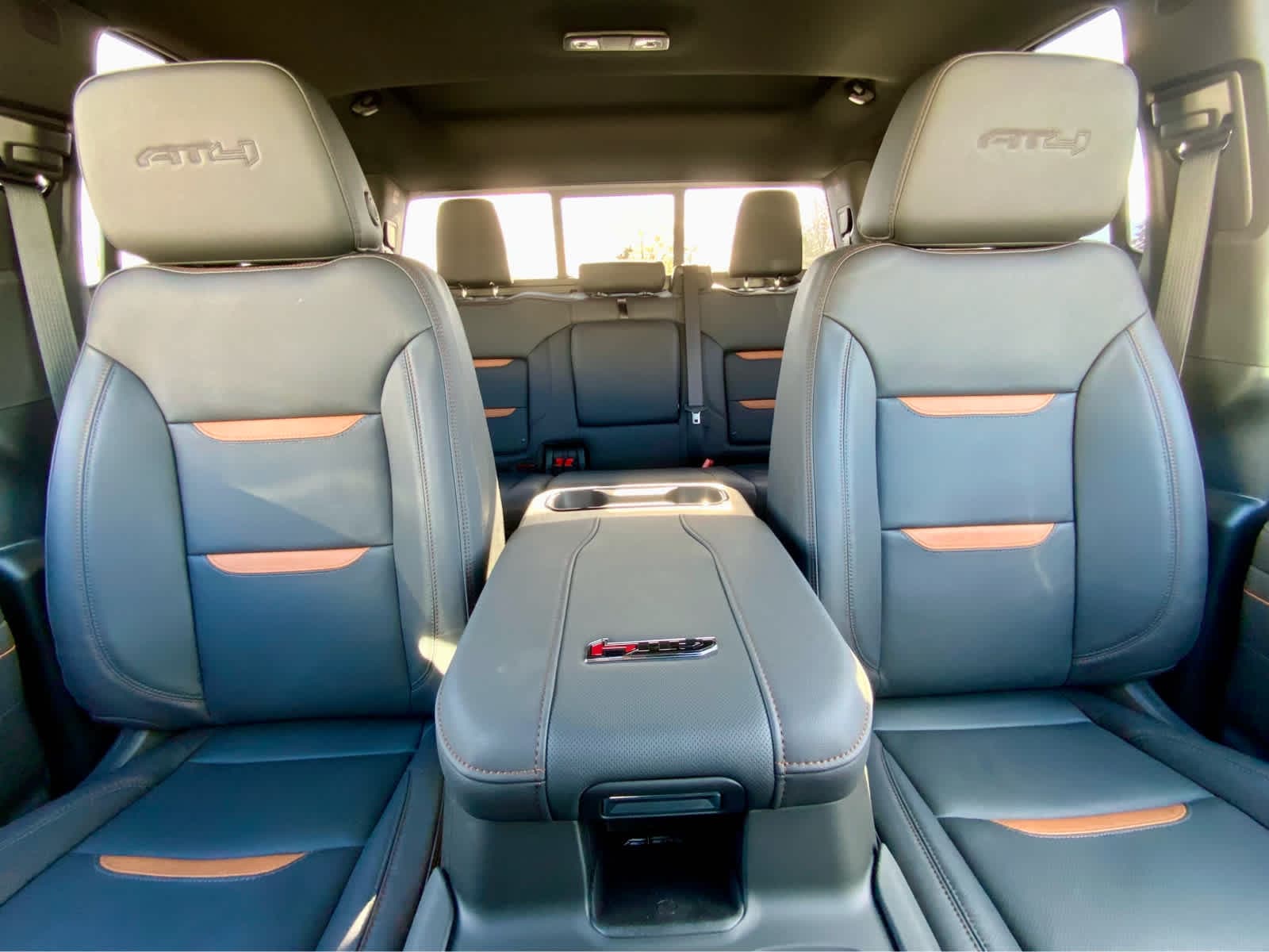 Thumbnail: 2026 GMC Sierra 2500 - 37