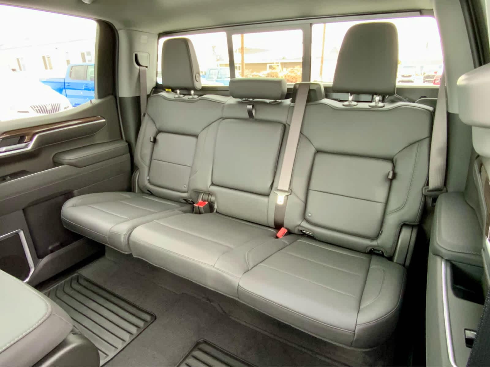 Thumbnail: 2026 Chevrolet Silverado 1500 - 28