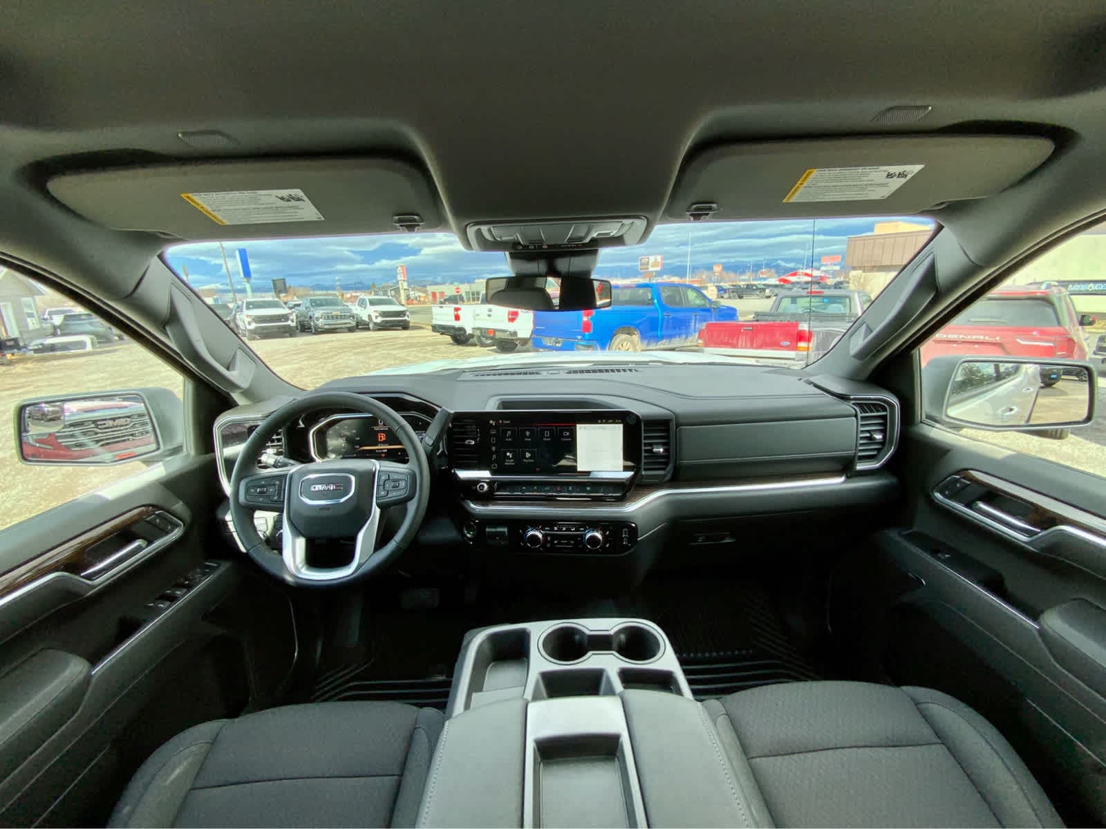 Thumbnail: 2026 GMC Sierra 1500 - 31