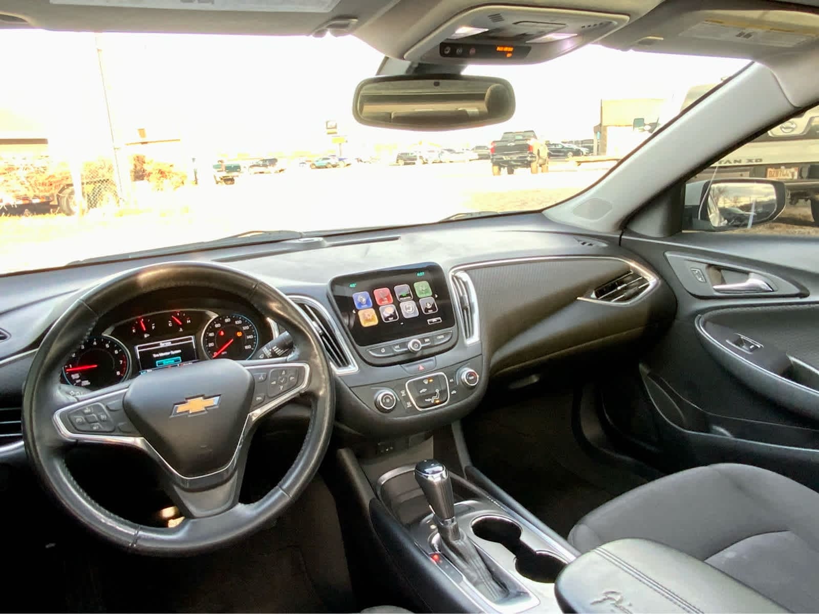 Thumbnail: 2018 Chevrolet Malibu - 35