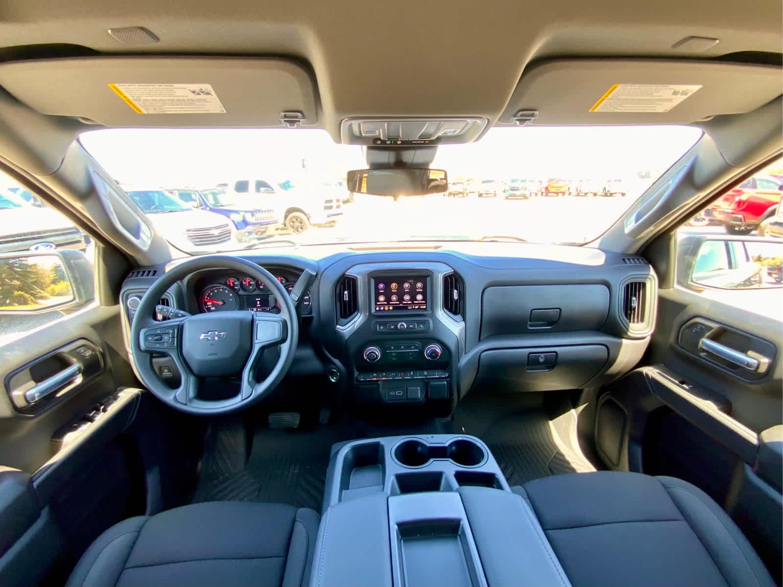 Thumbnail: 2026 Chevrolet Silverado 1500 - 32