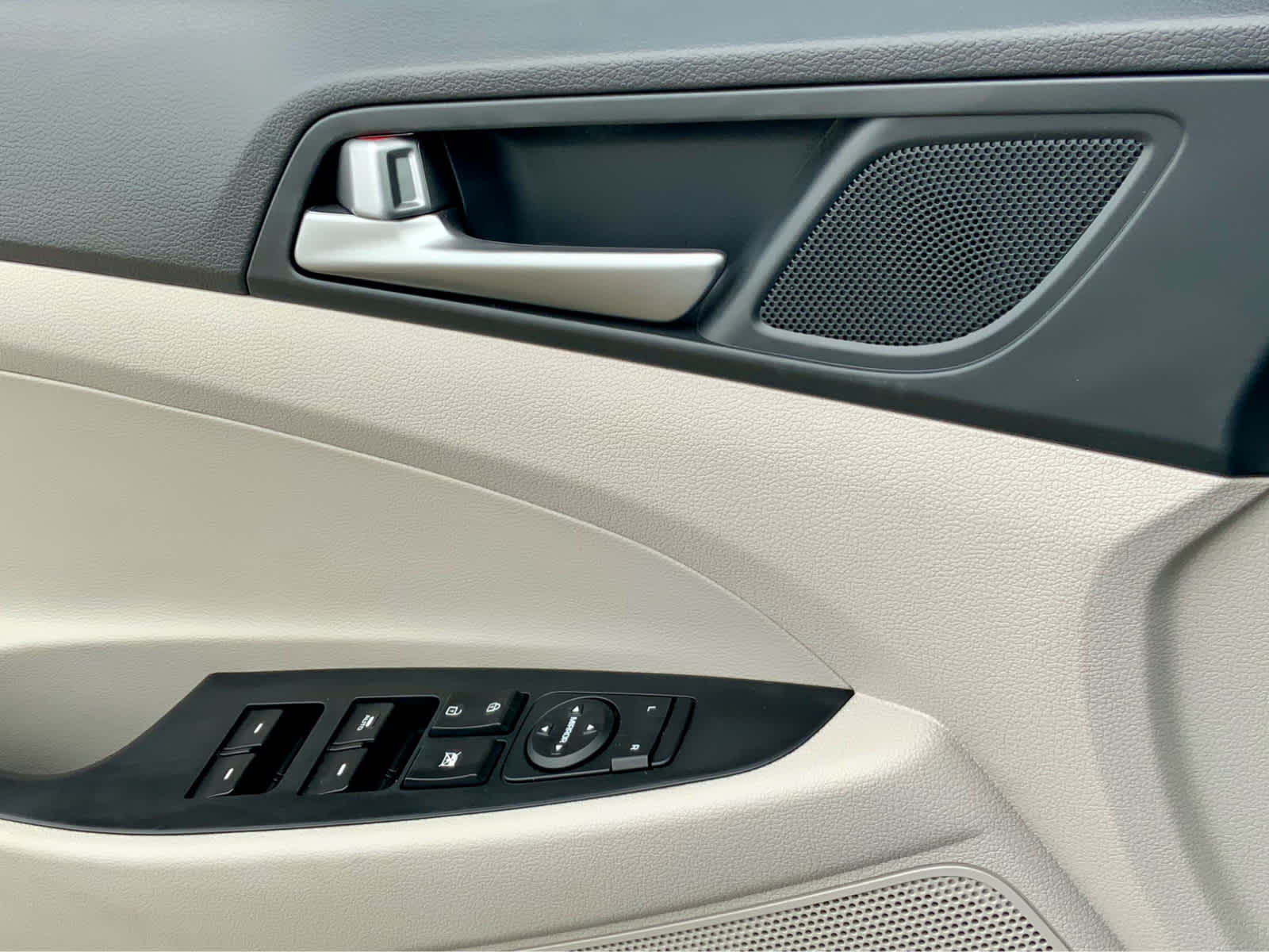 Thumbnail: 2018 Hyundai Tucson - 48