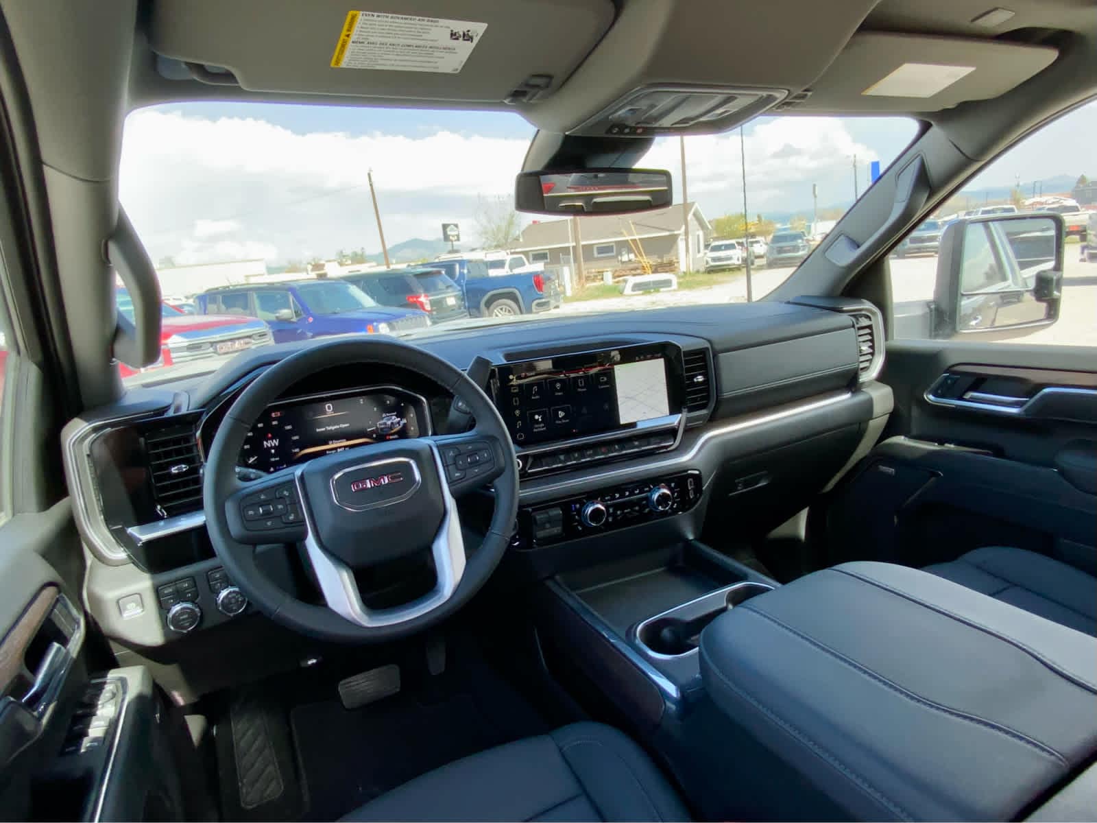 Thumbnail: 2026 GMC Sierra 3500 - 32