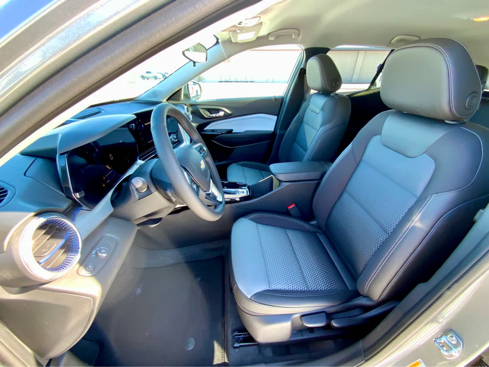 Thumbnail: 2026 Chevrolet Trax - 22