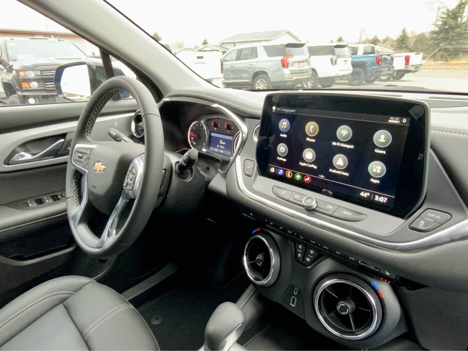 Thumbnail: 2025 Chevrolet Blazer - 41