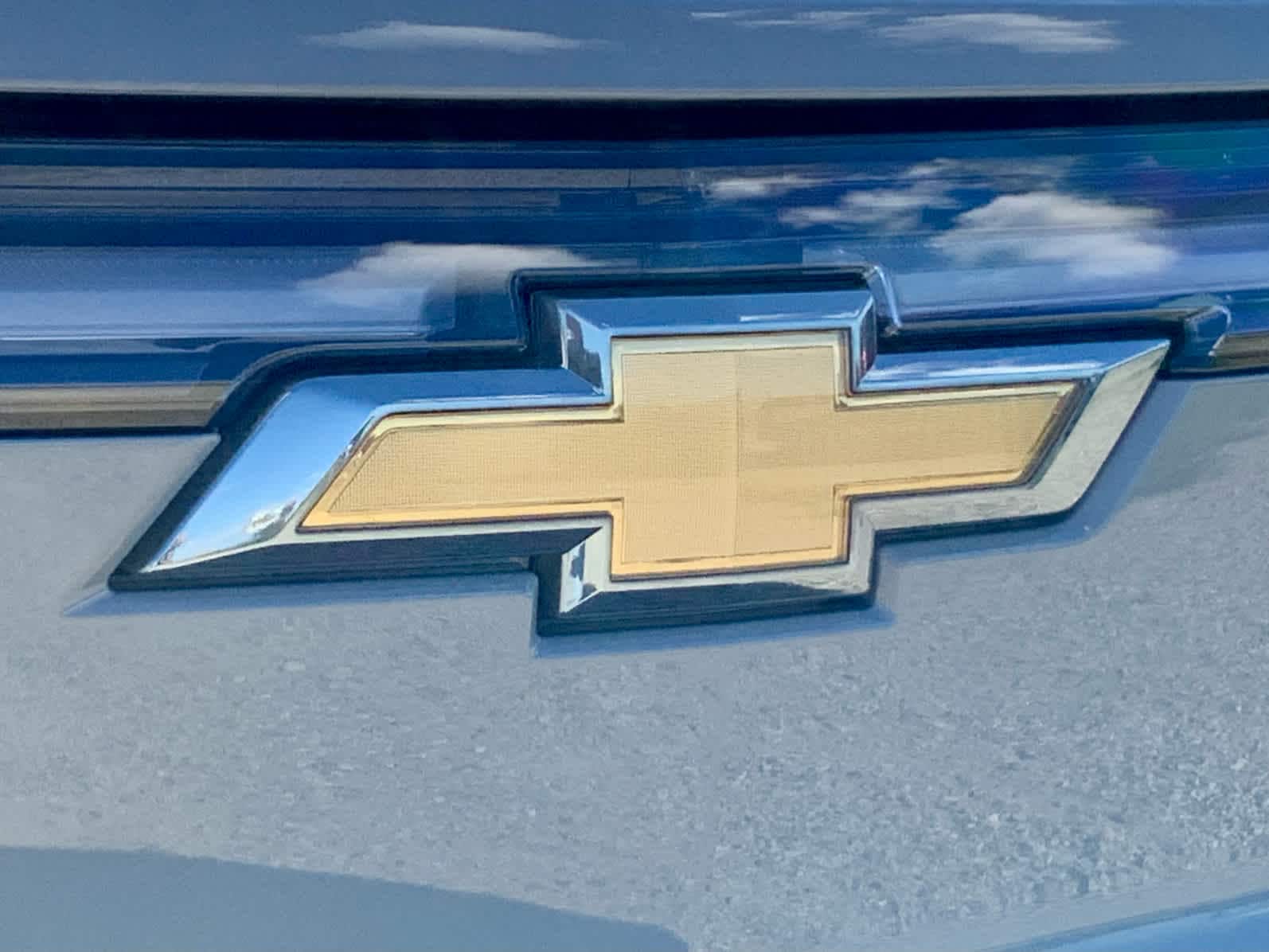Thumbnail: 2026 Chevrolet Silverado EV - 23
