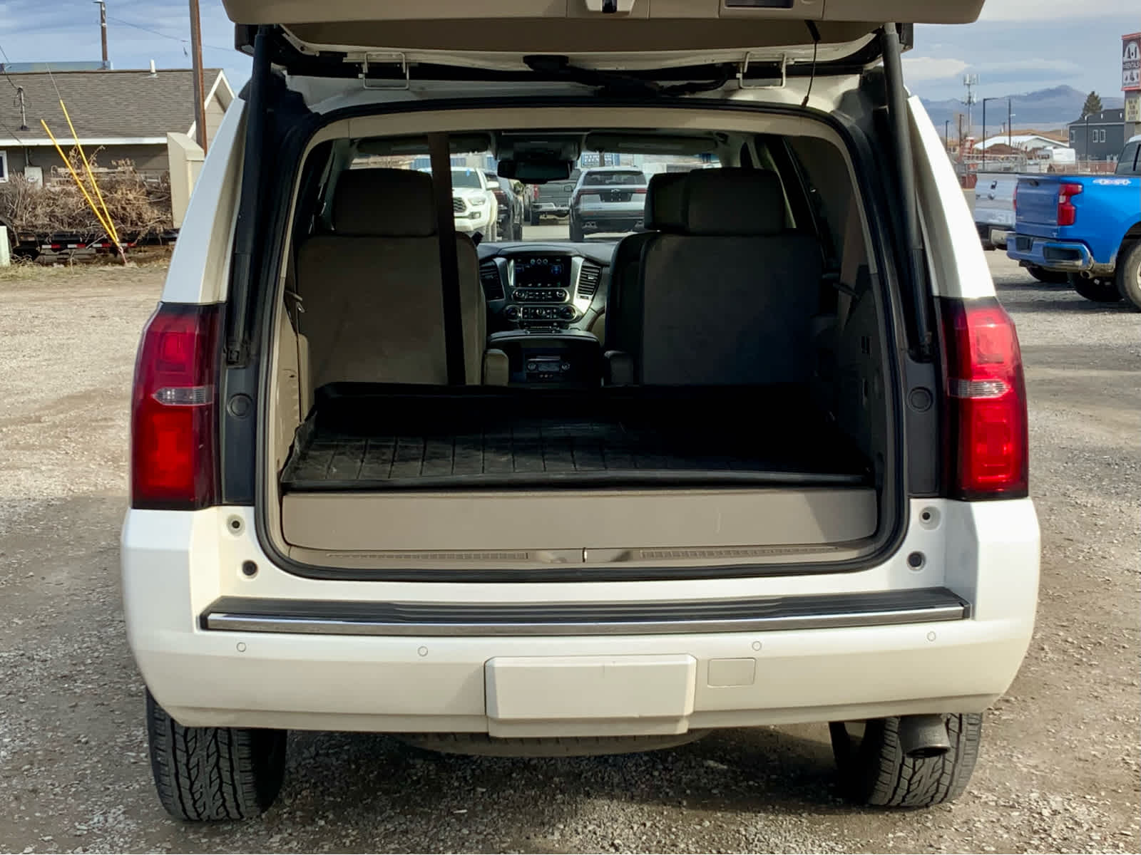 Thumbnail: 2015 Chevrolet Tahoe - 29