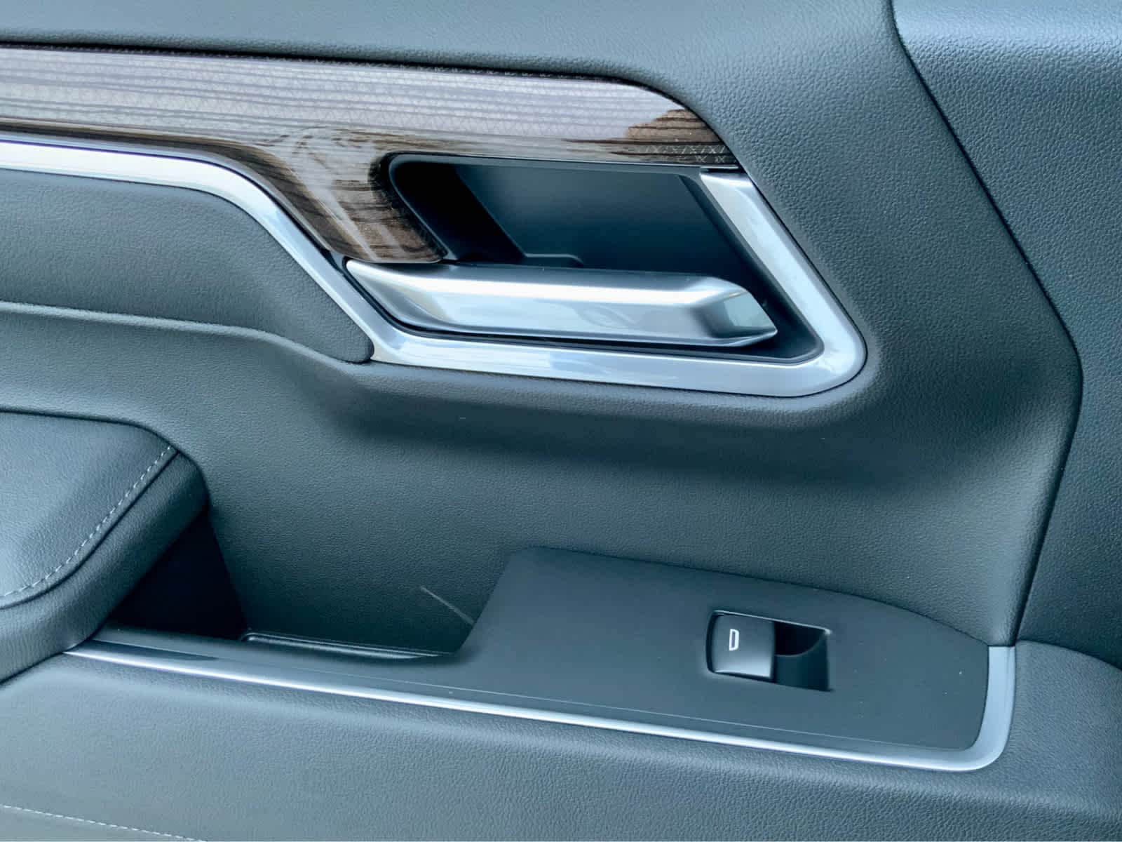 Thumbnail: 2026 Chevrolet Silverado 1500 - 51