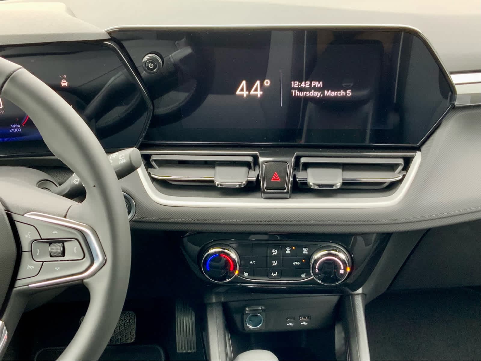 Thumbnail: 2026 Chevrolet TrailBlazer - 42