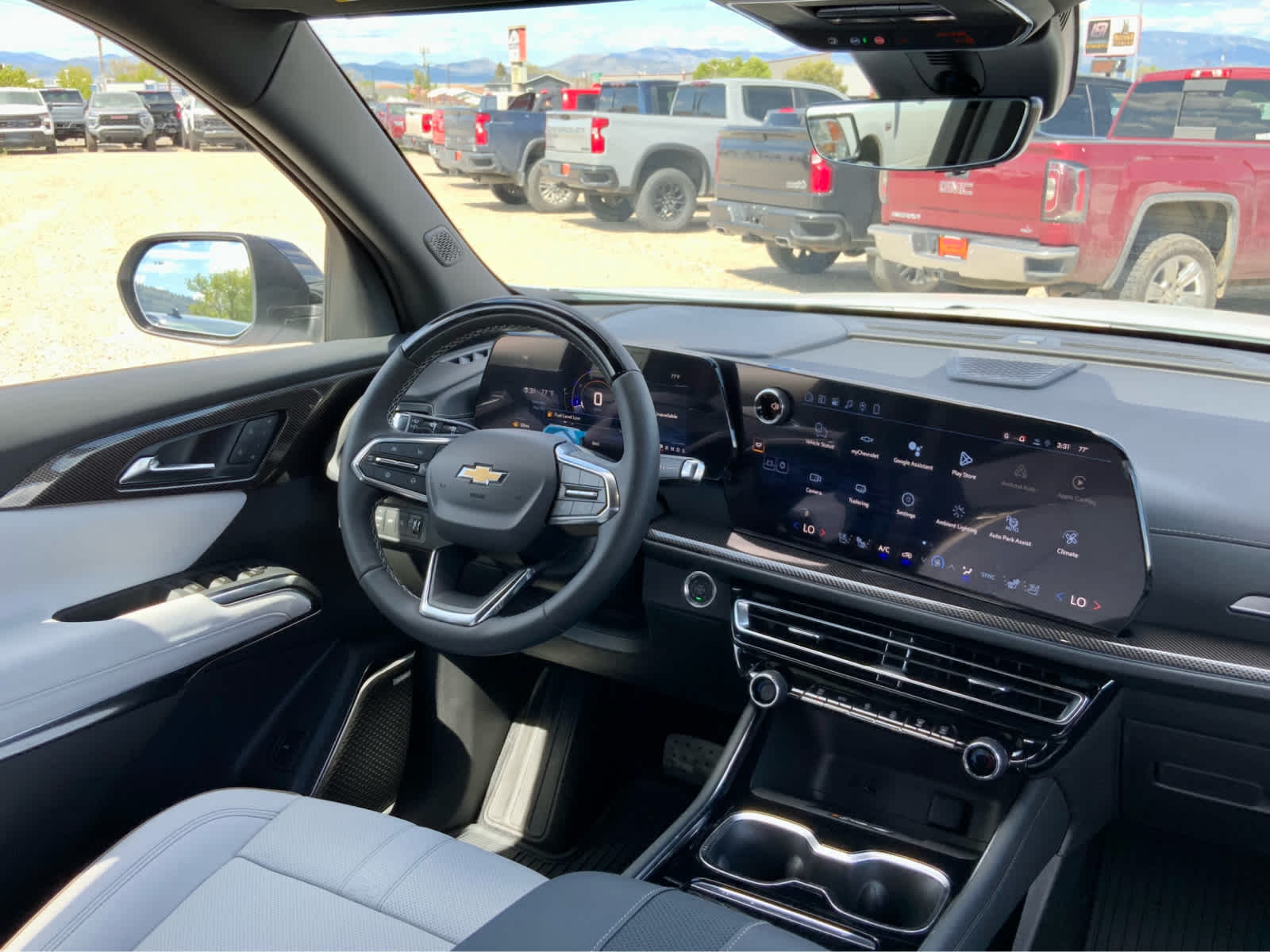 Thumbnail: 2026 Chevrolet Traverse - 35