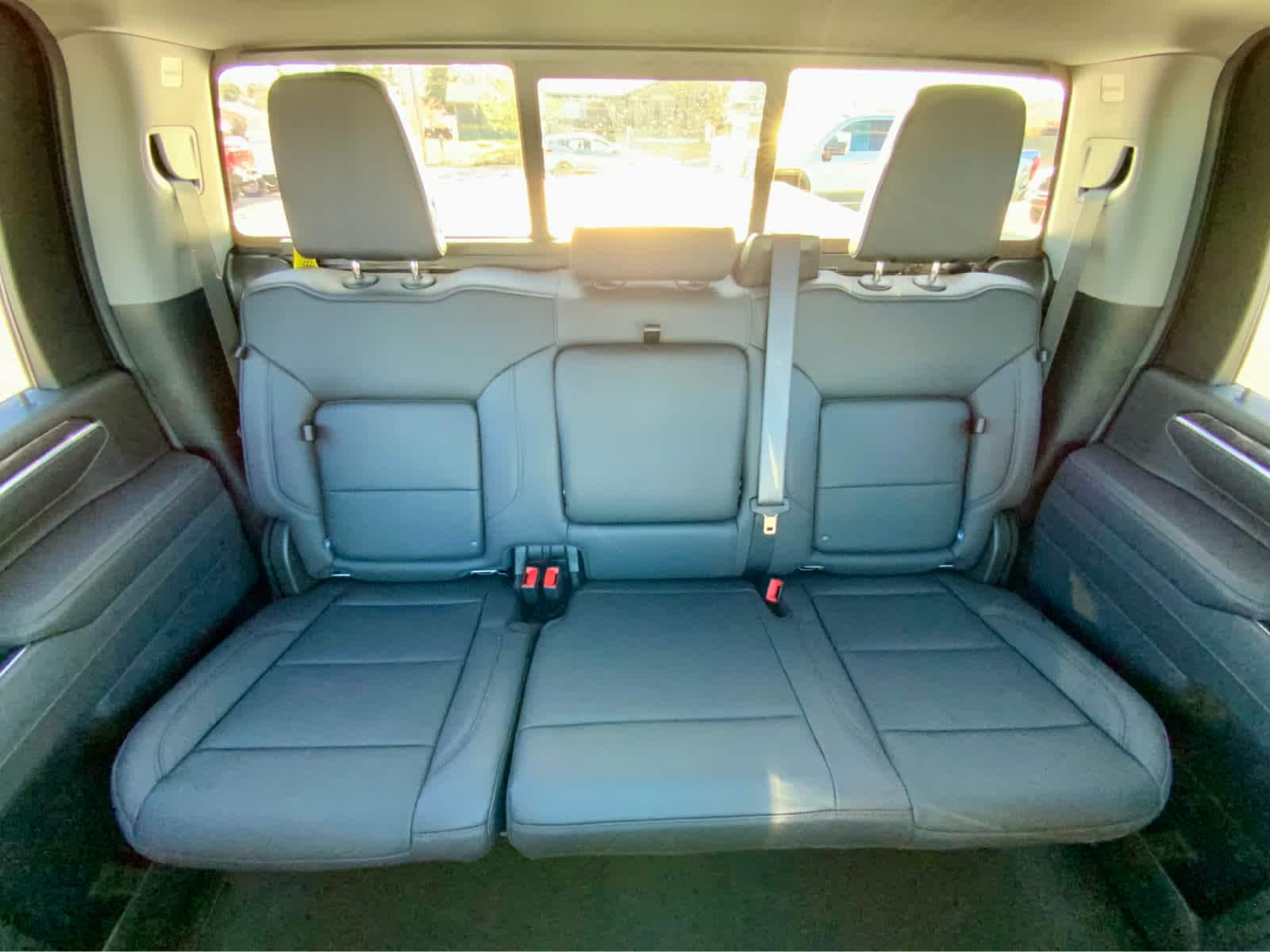 Thumbnail: 2026 Chevrolet Silverado 3500 - 39