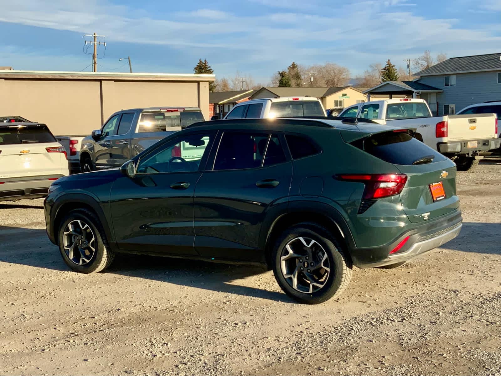 Thumbnail: 2025 Chevrolet Trax - 3