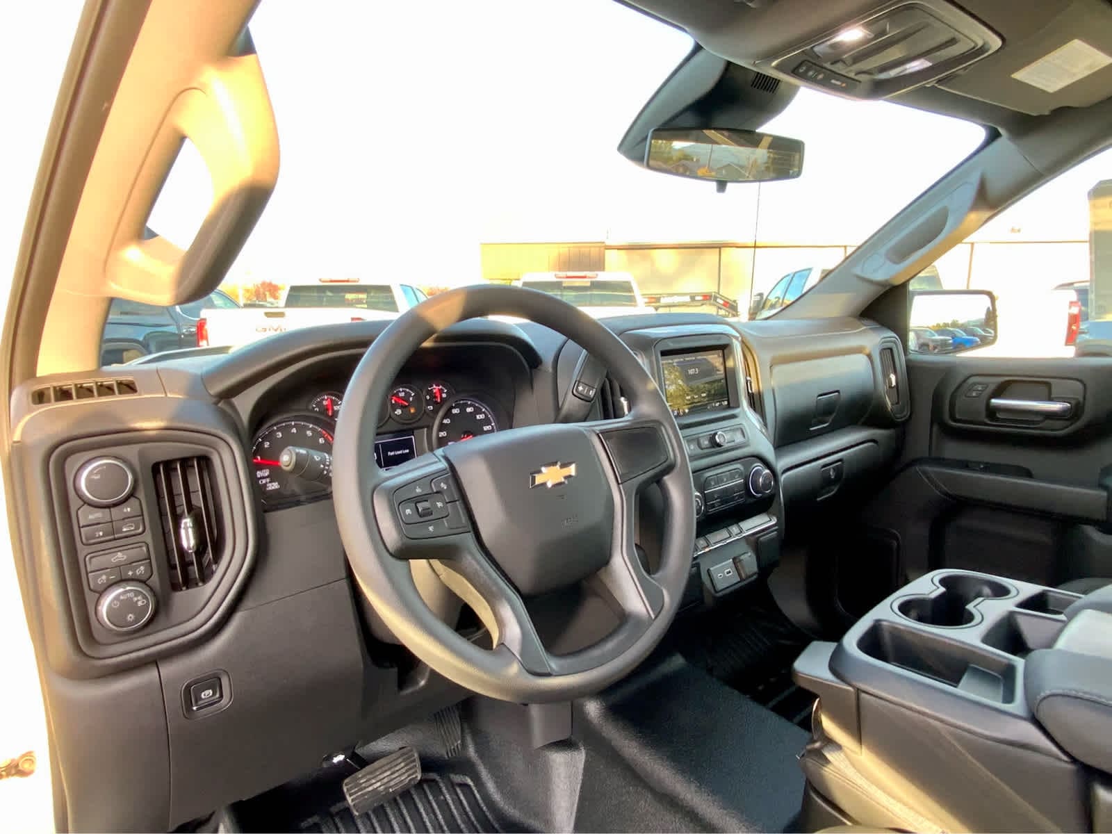 Thumbnail: 2026 Chevrolet Silverado 1500 - 31