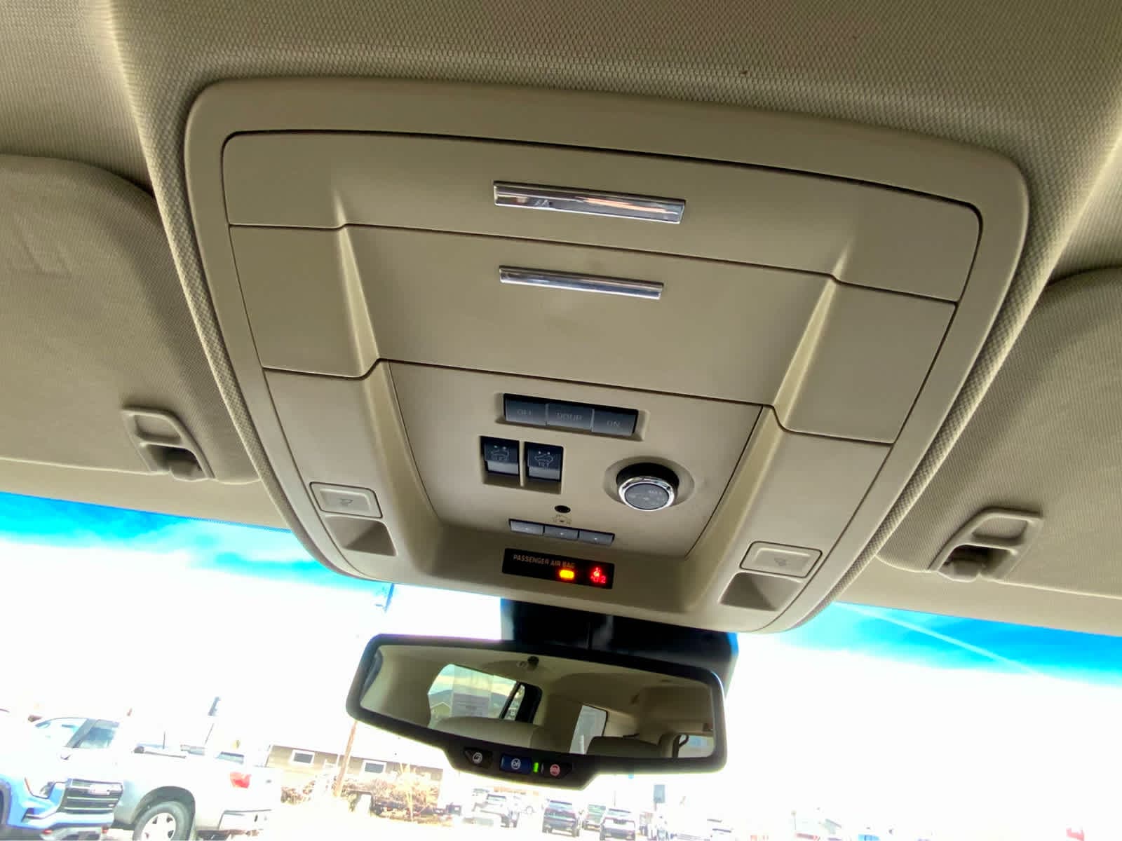Thumbnail: 2020 Chevrolet Tahoe - 46