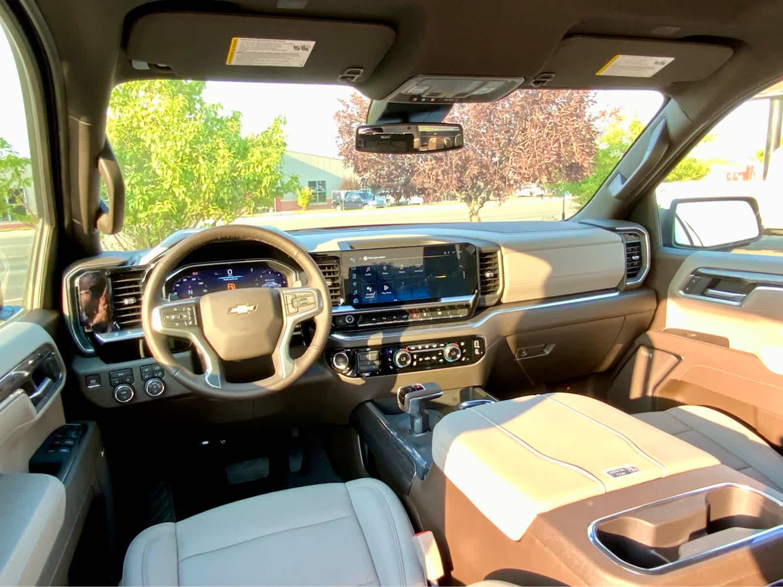 Thumbnail: 2026 Chevrolet Silverado 1500 - 36