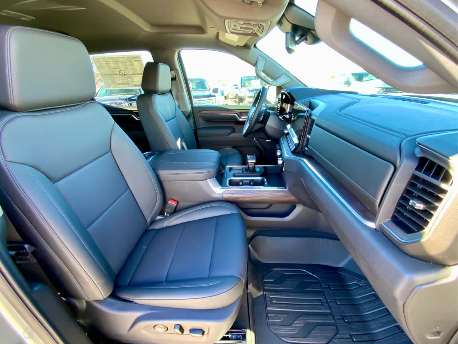 Thumbnail: 2026 GMC Sierra 1500 - 26