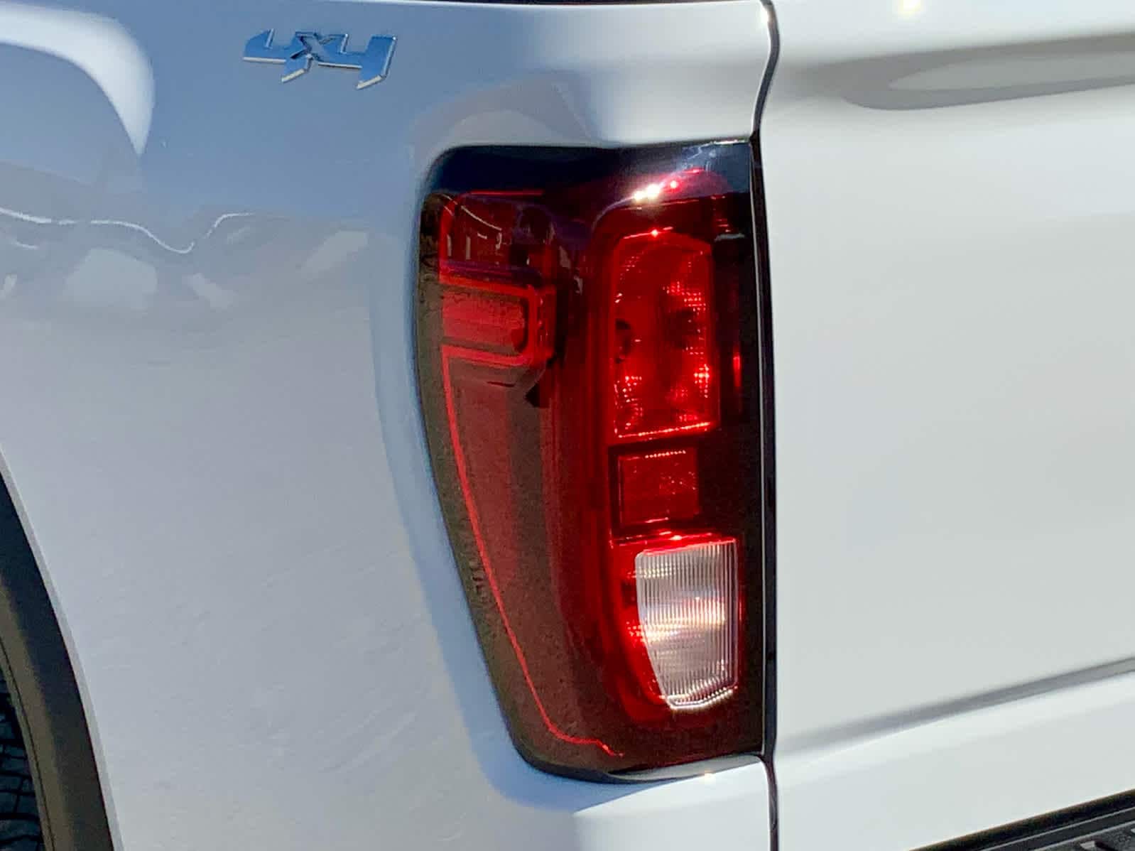 Thumbnail: 2025 GMC Sierra 3500 - 18