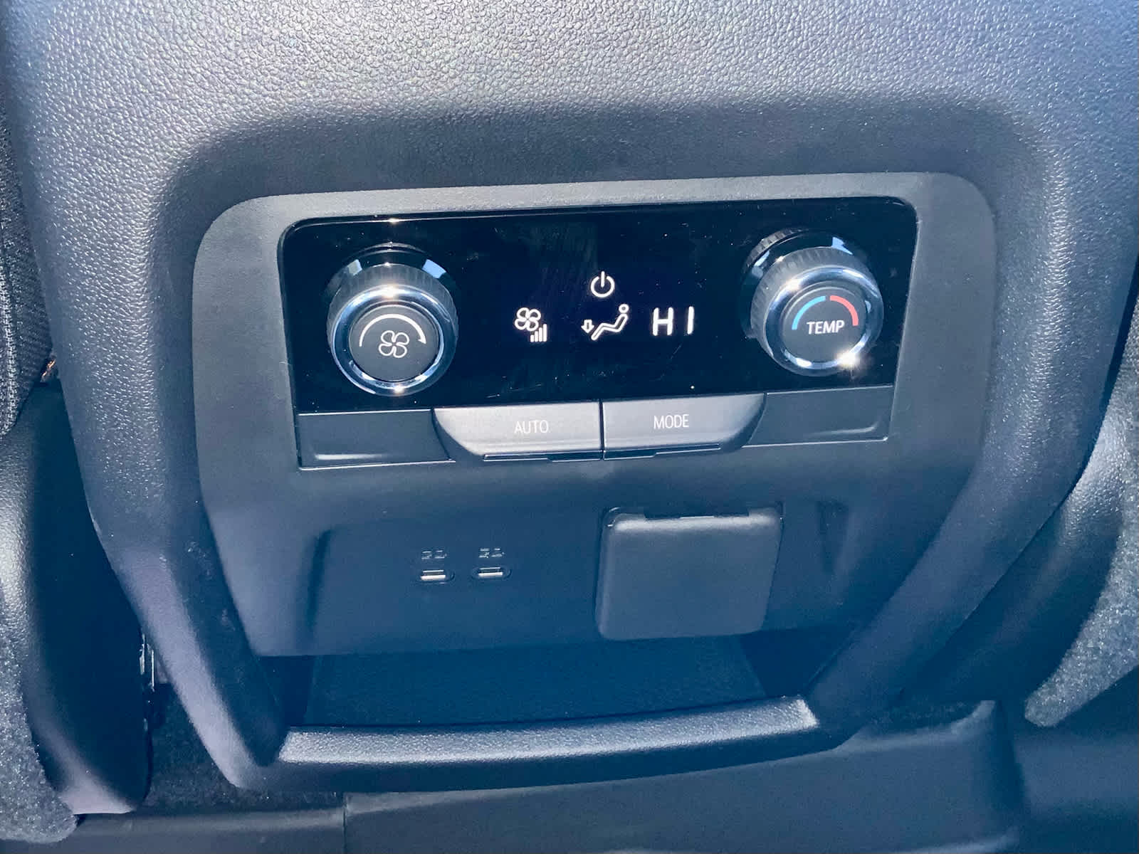 Thumbnail: 2026 Chevrolet Traverse - 48