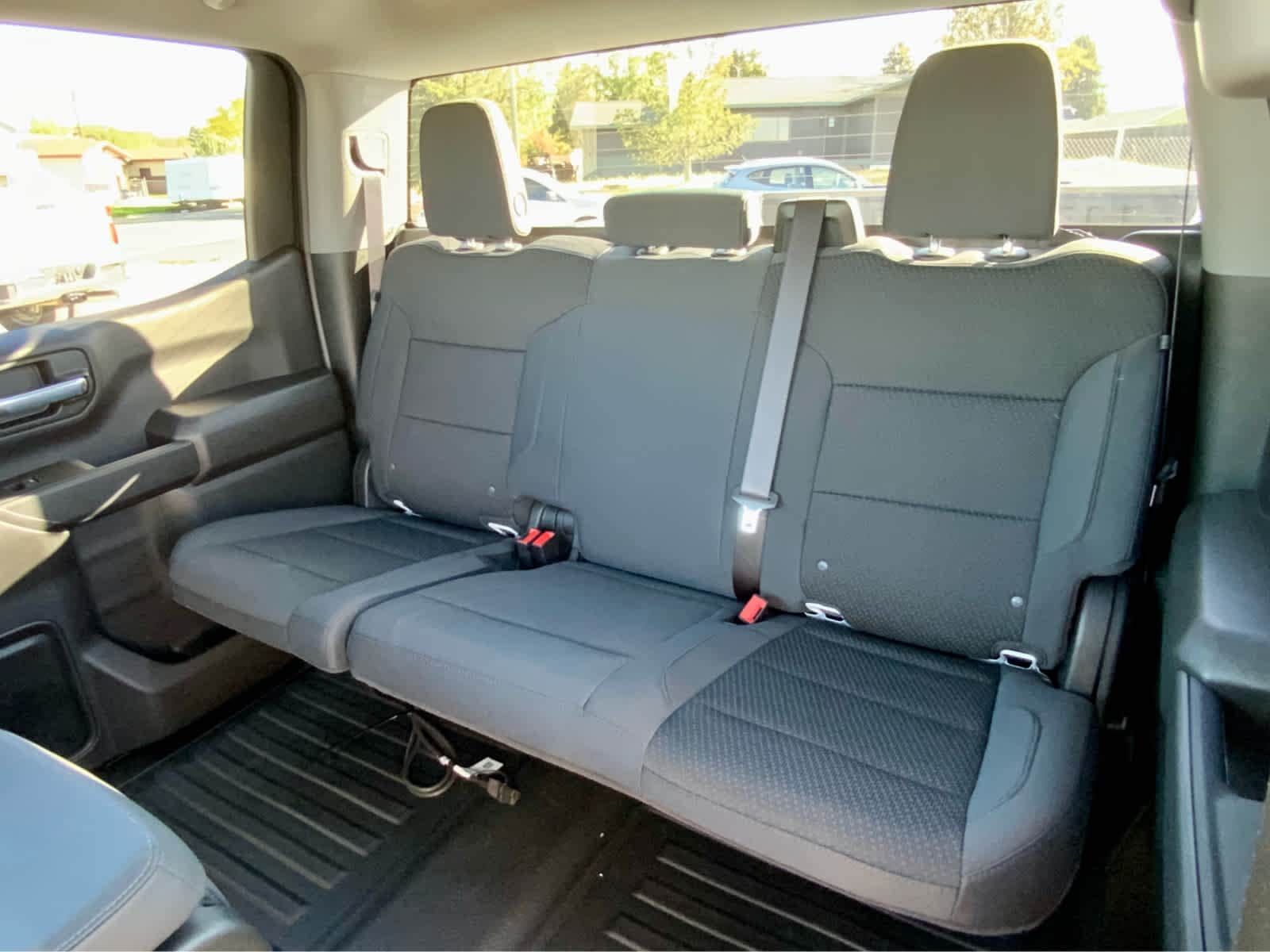 Thumbnail: 2026 Chevrolet Silverado 1500 - 28