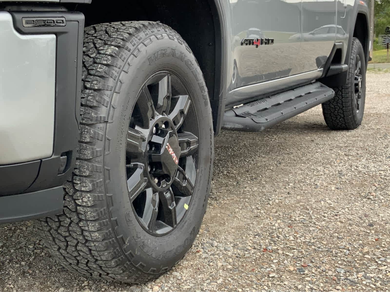 Thumbnail: 2026 GMC Sierra 2500 - 15