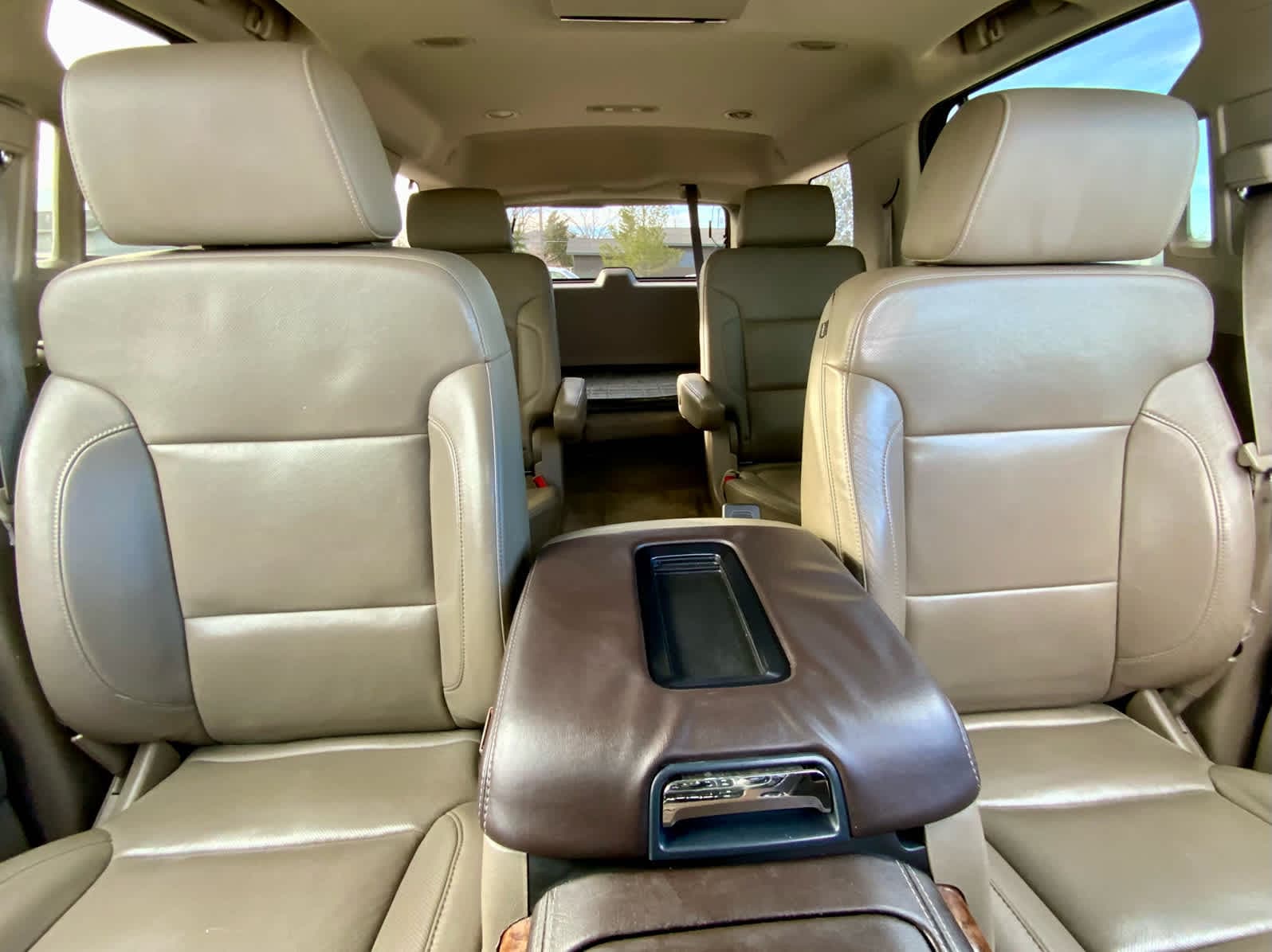 Thumbnail: 2015 Chevrolet Tahoe - 28