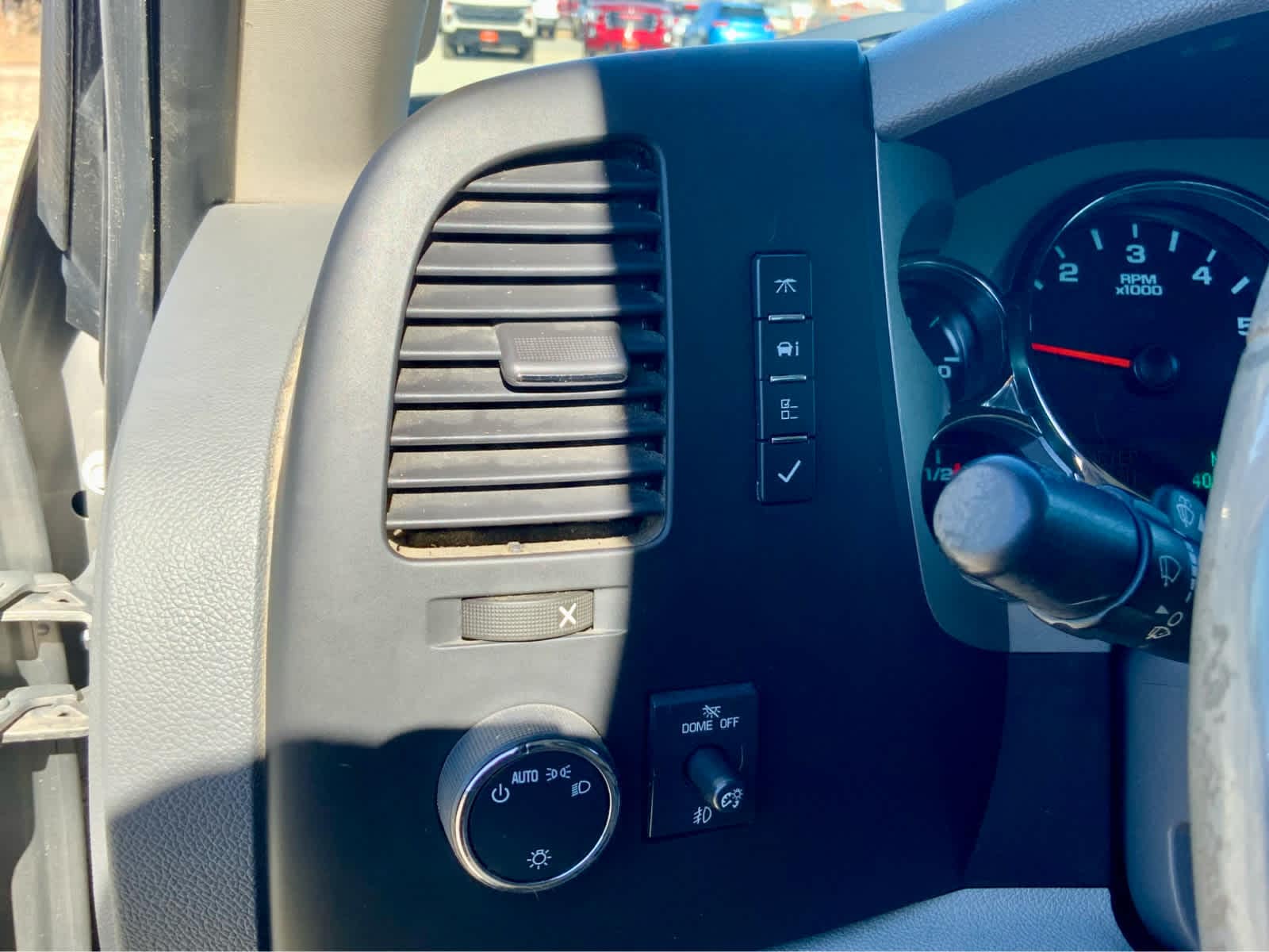 Thumbnail: 2013 Chevrolet Silverado 1500 - 42