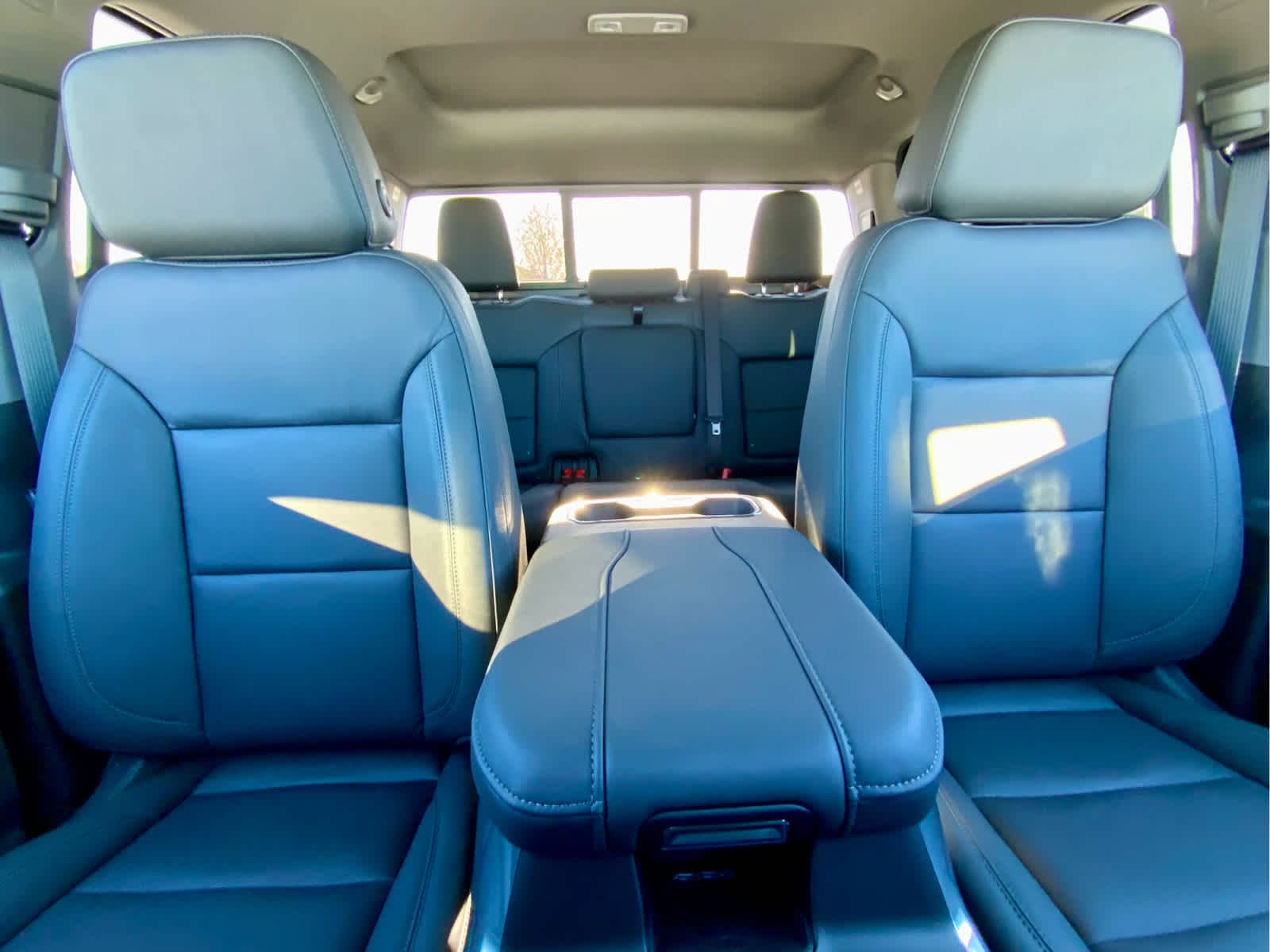 Thumbnail: 2026 Chevrolet Silverado 1500 - 31